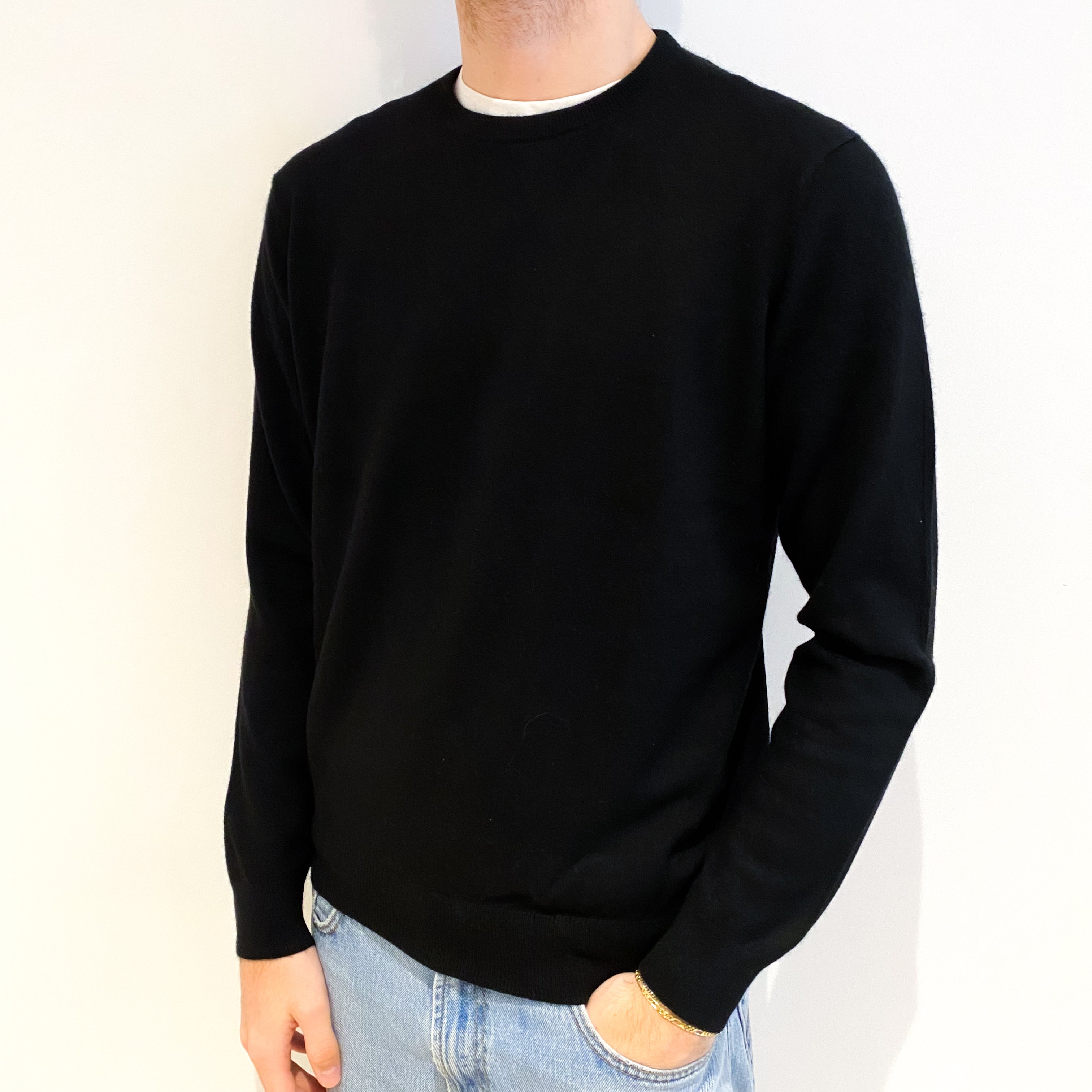 Men's Black Cashmere Crew Neck Jumper Large