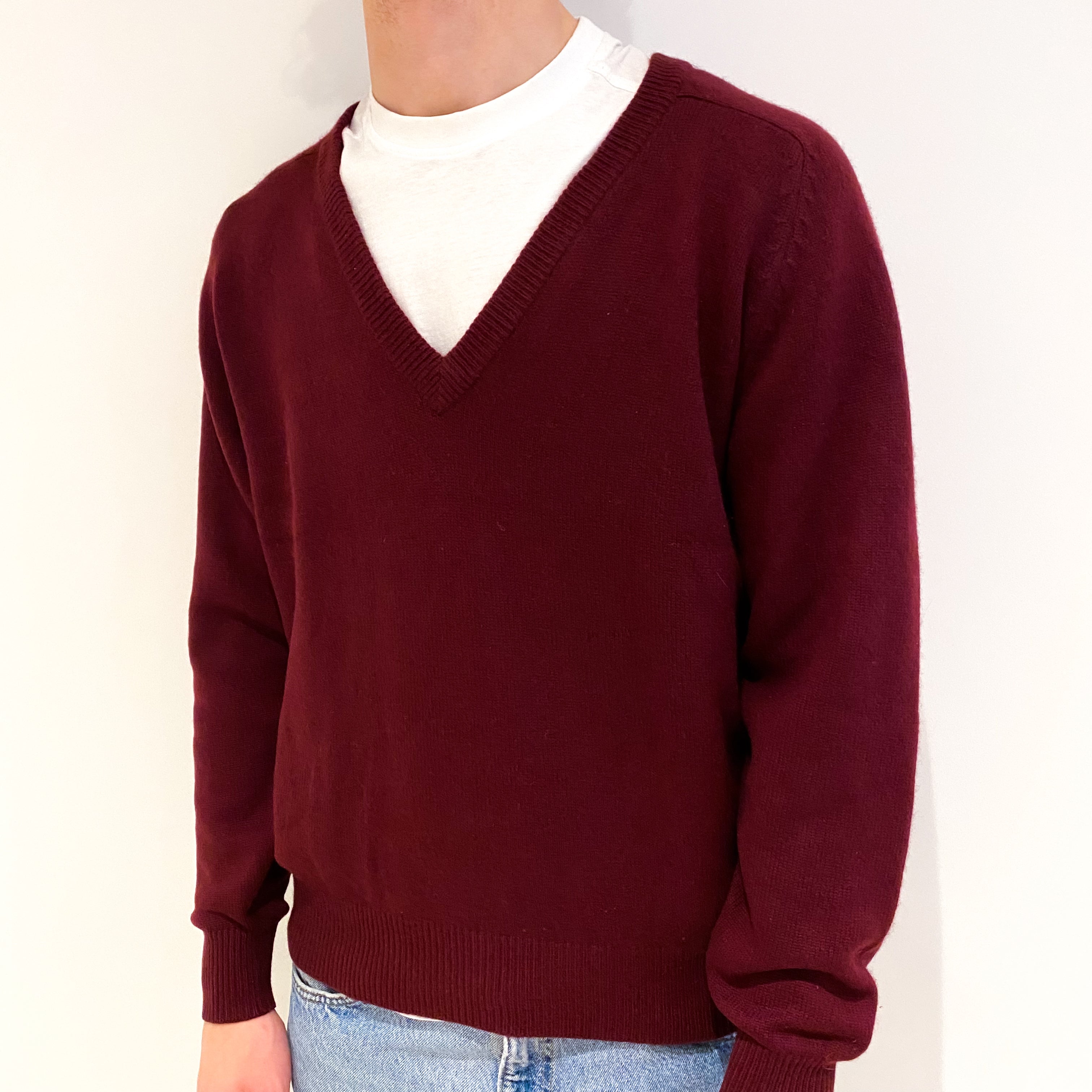 Men's Vintage Claret Red Cashmere V-Neck Jumper Medium