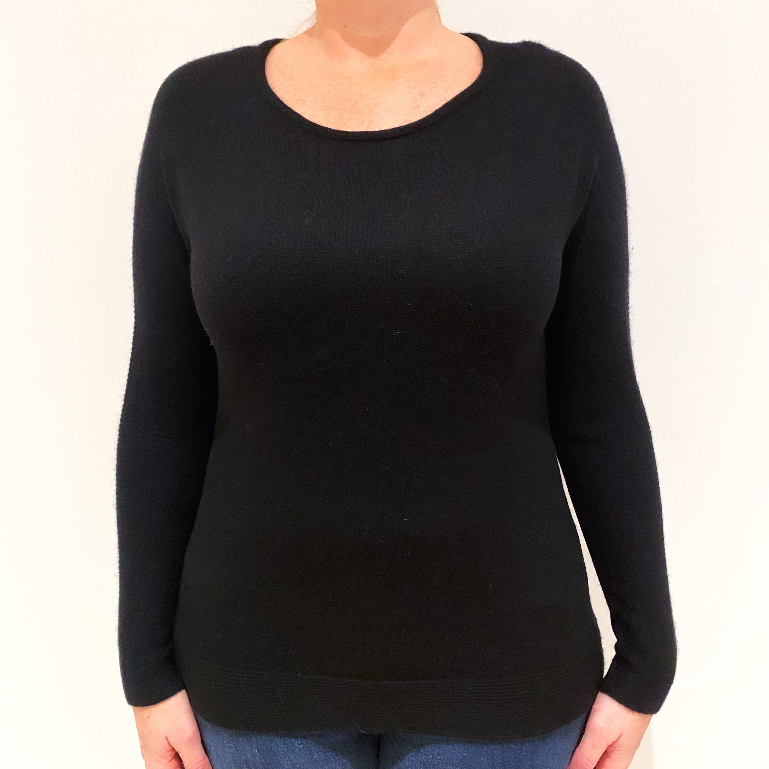 Black Cashmere Crew Neck Jumper Large