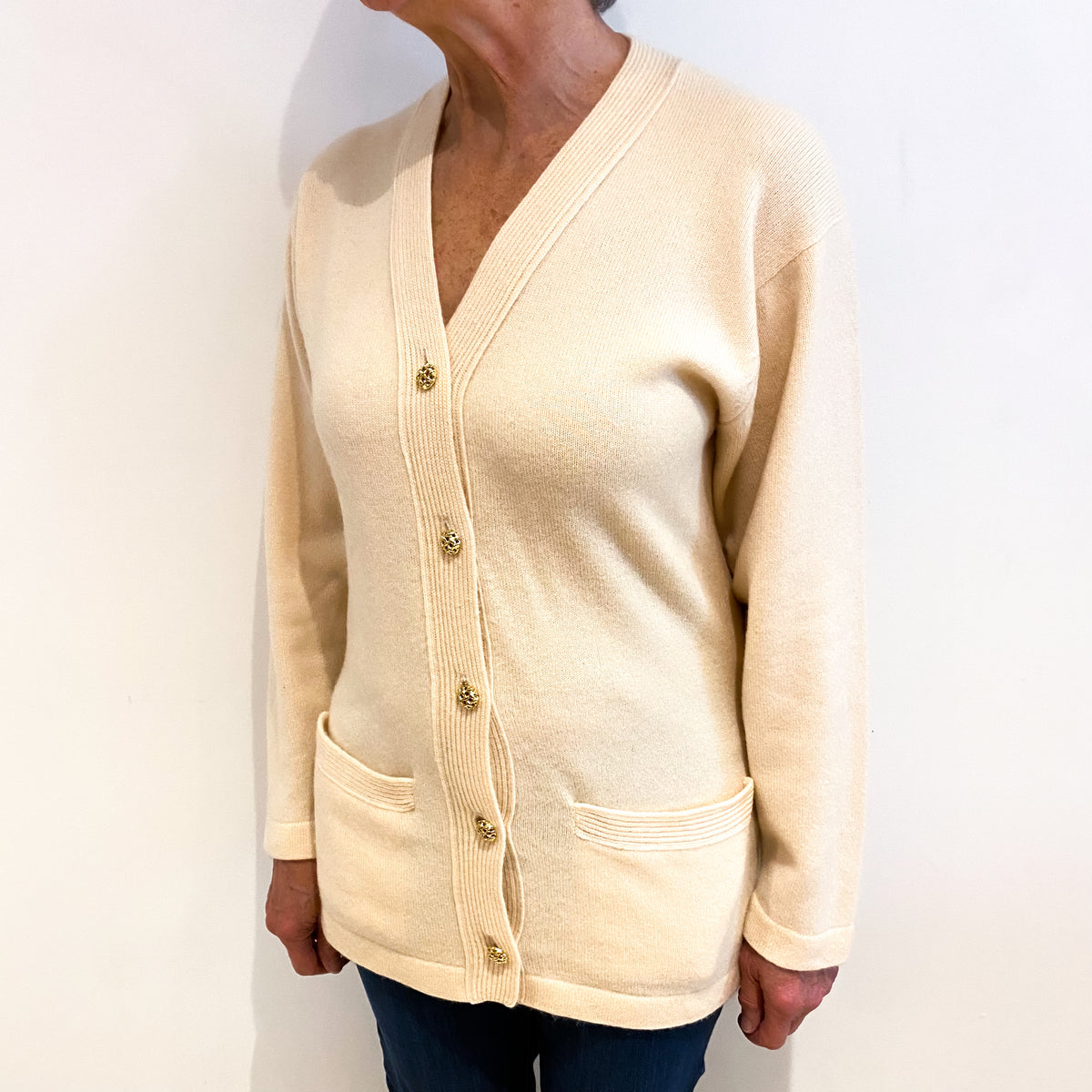 Johnstone’s Scottish Palest Peach Cashmere V Neck Cardigan Medium