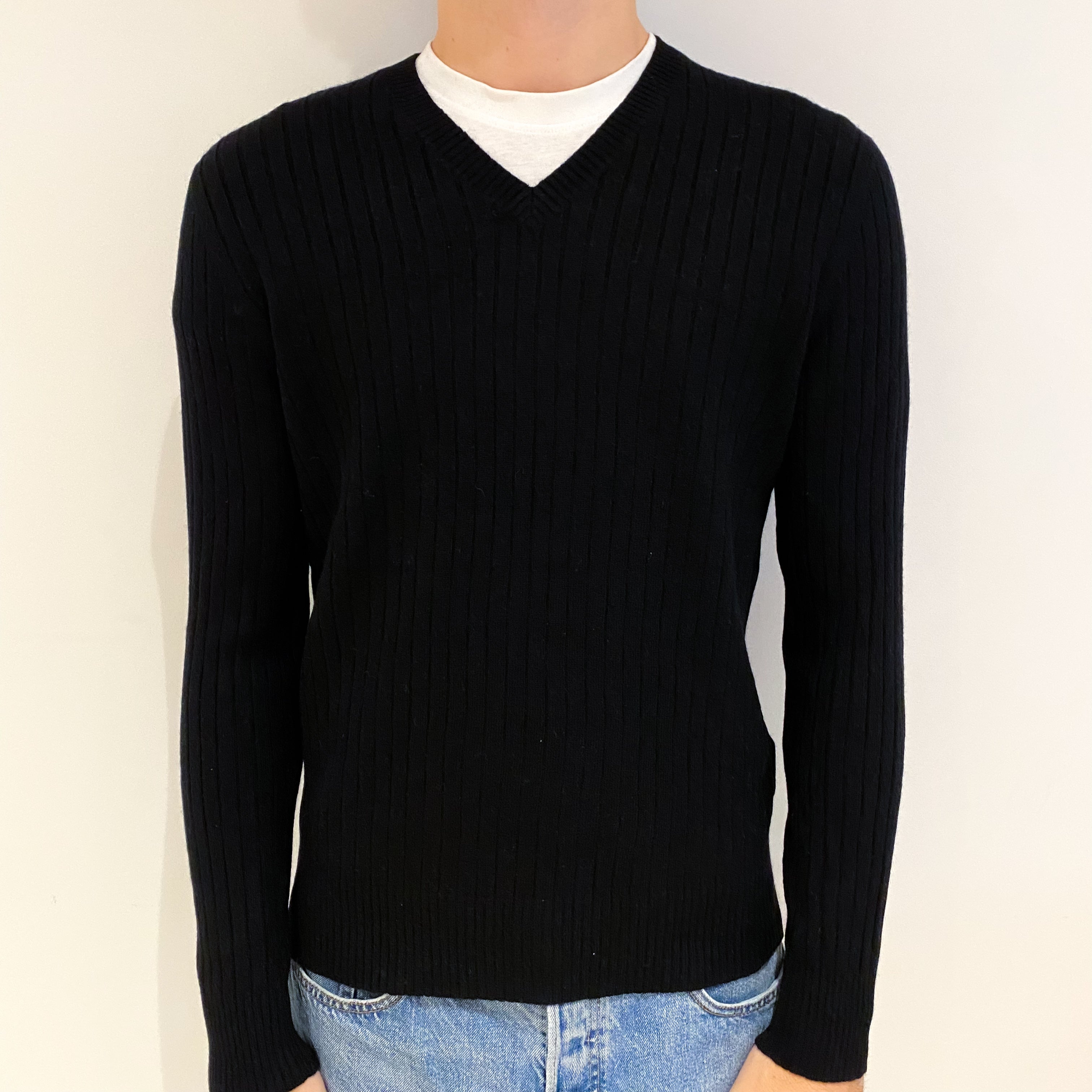 Men's Black Rib Cashmere V Neck Jumper Medium