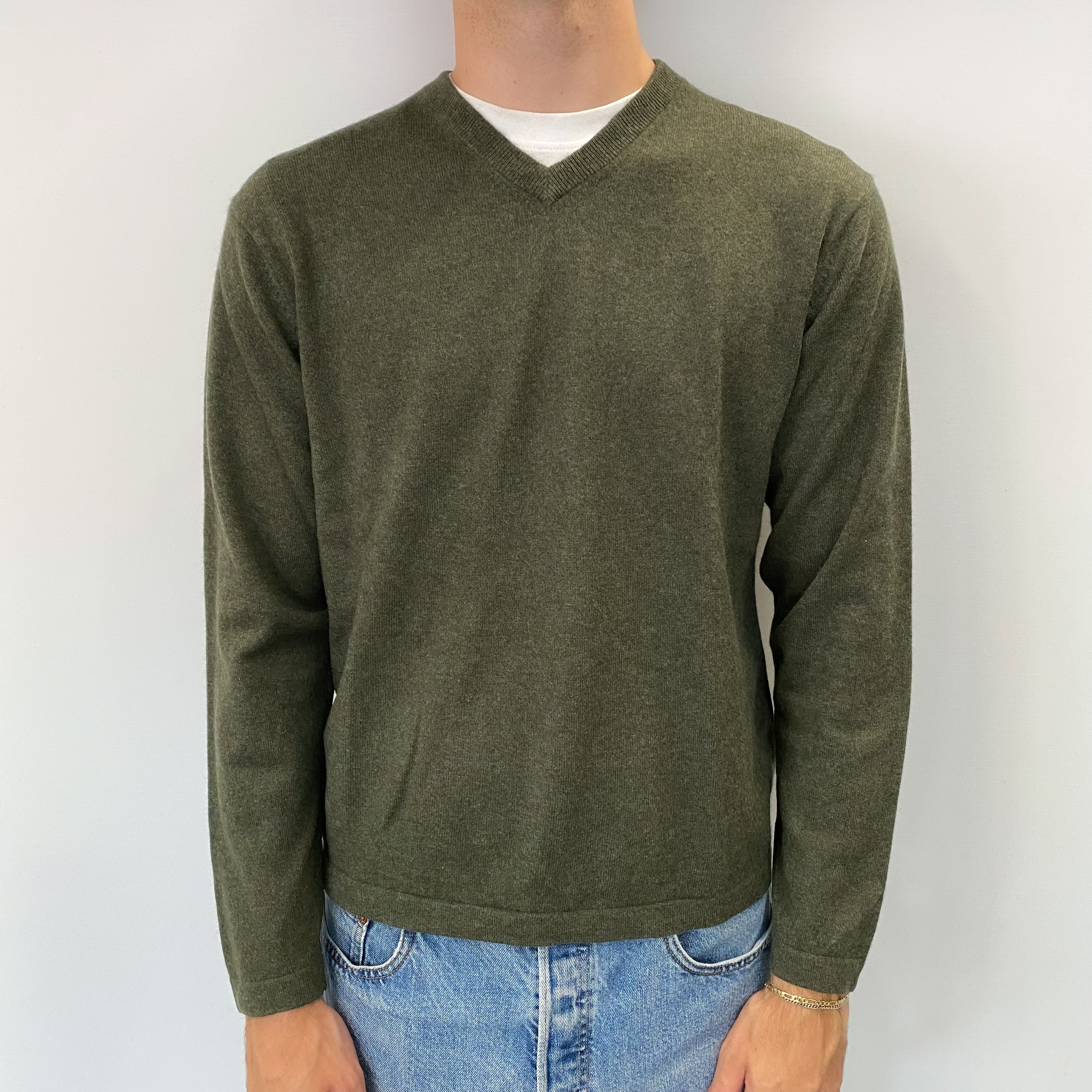 Men's Khaki Green Cashmere V Neck Jumper Large