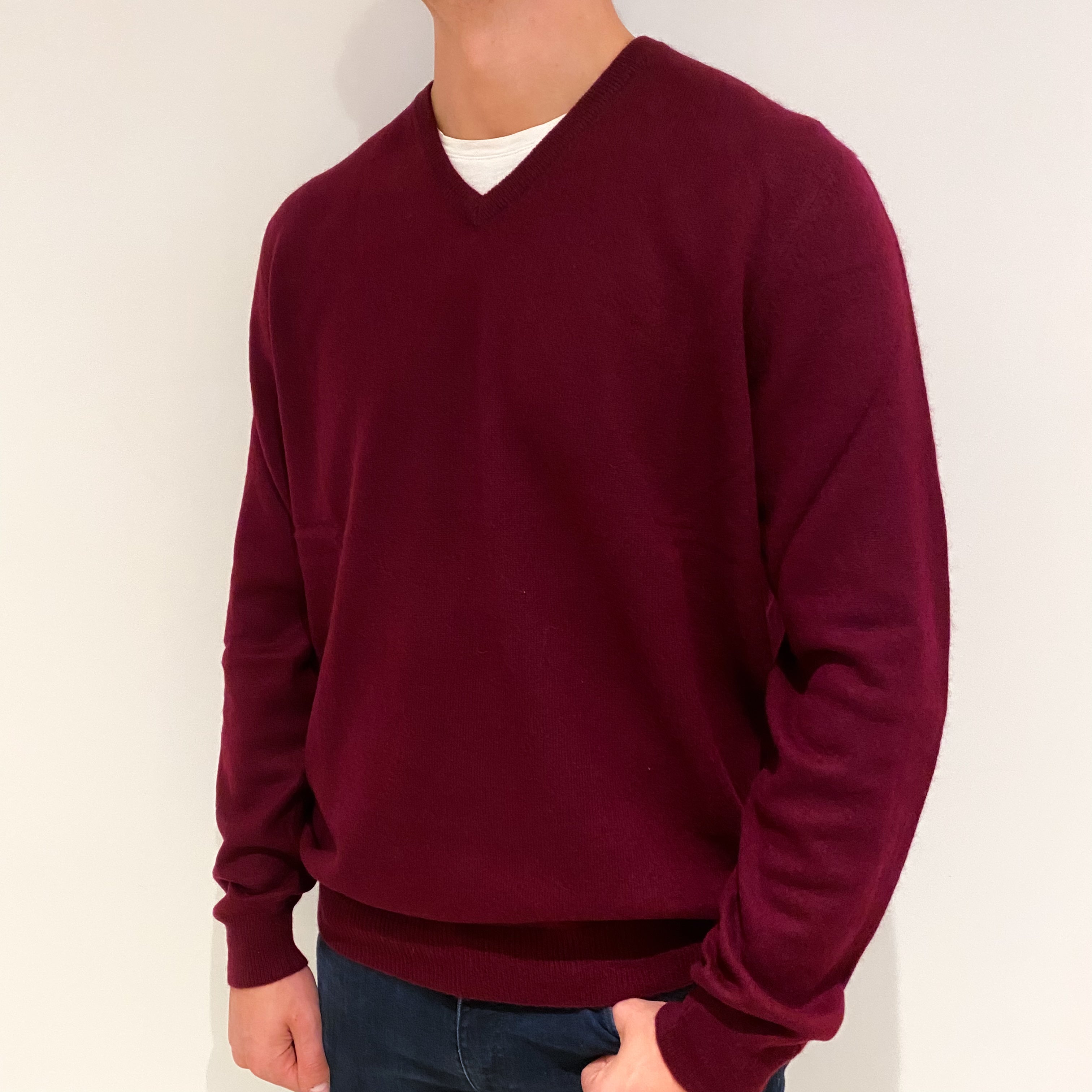 Men's Garnet Red Cashmere V-Neck Jumper Extra Large