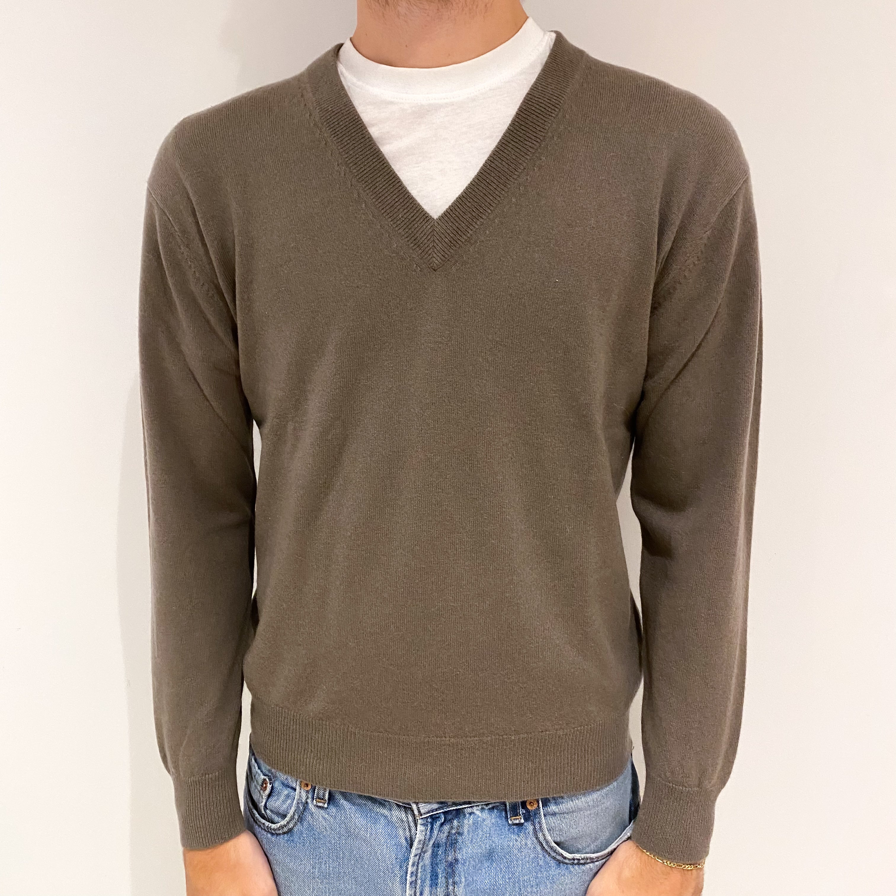 Men's Taupe Cashmere V-Neck Jumper Large