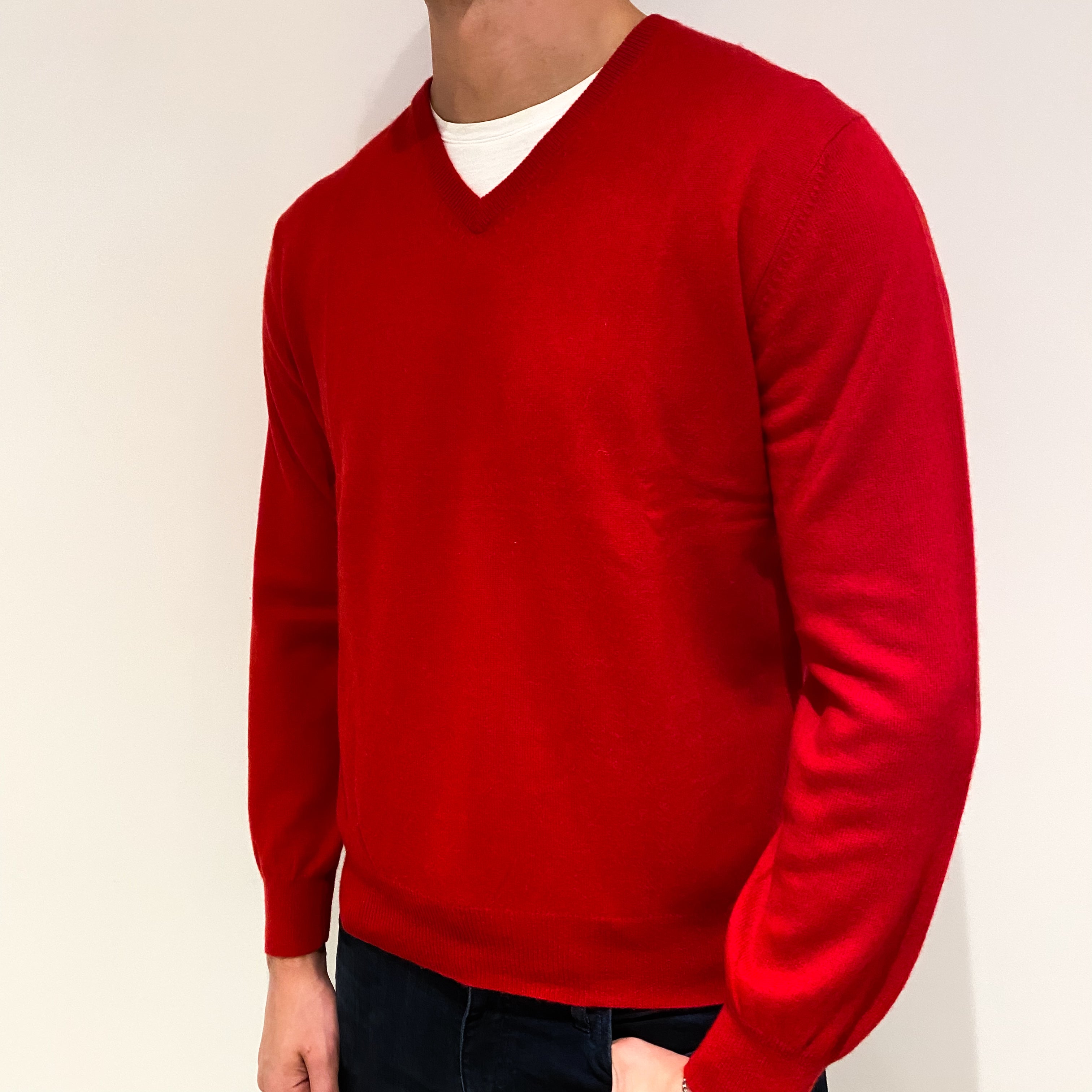 Men's Scarlet Red Cashmere V-Neck Jumper Extra Large
