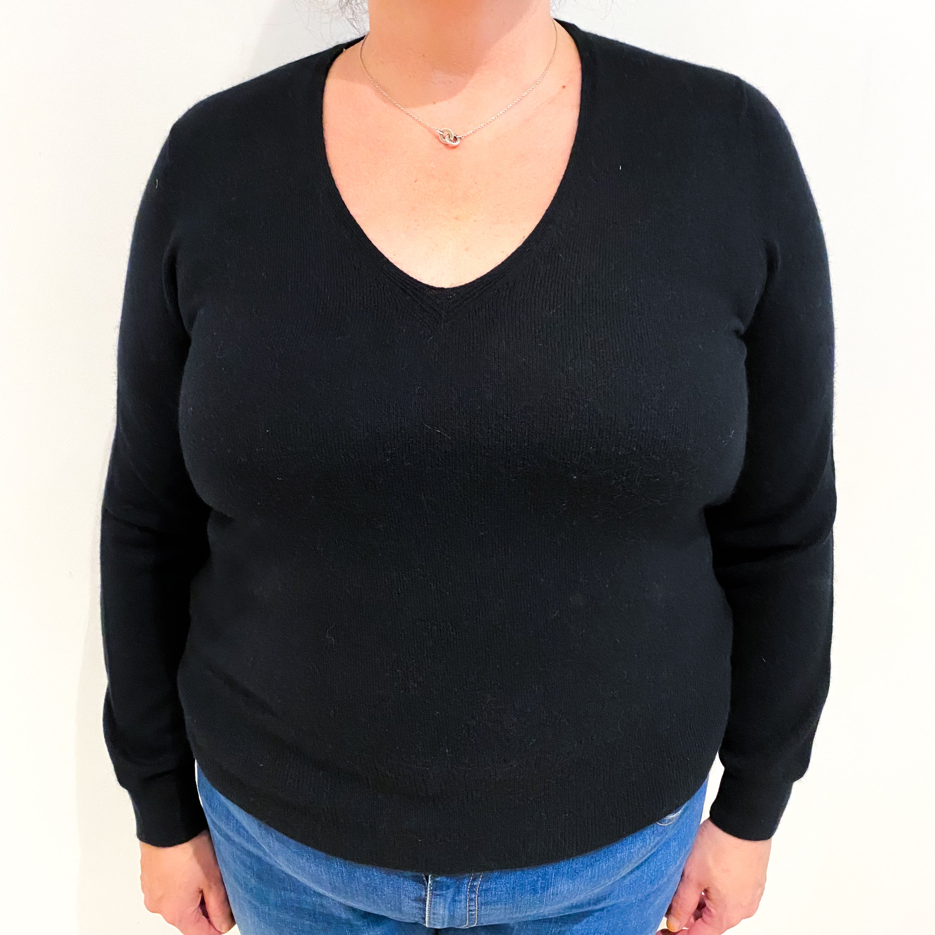 Black Cashmere V Neck Jumper Extra Large