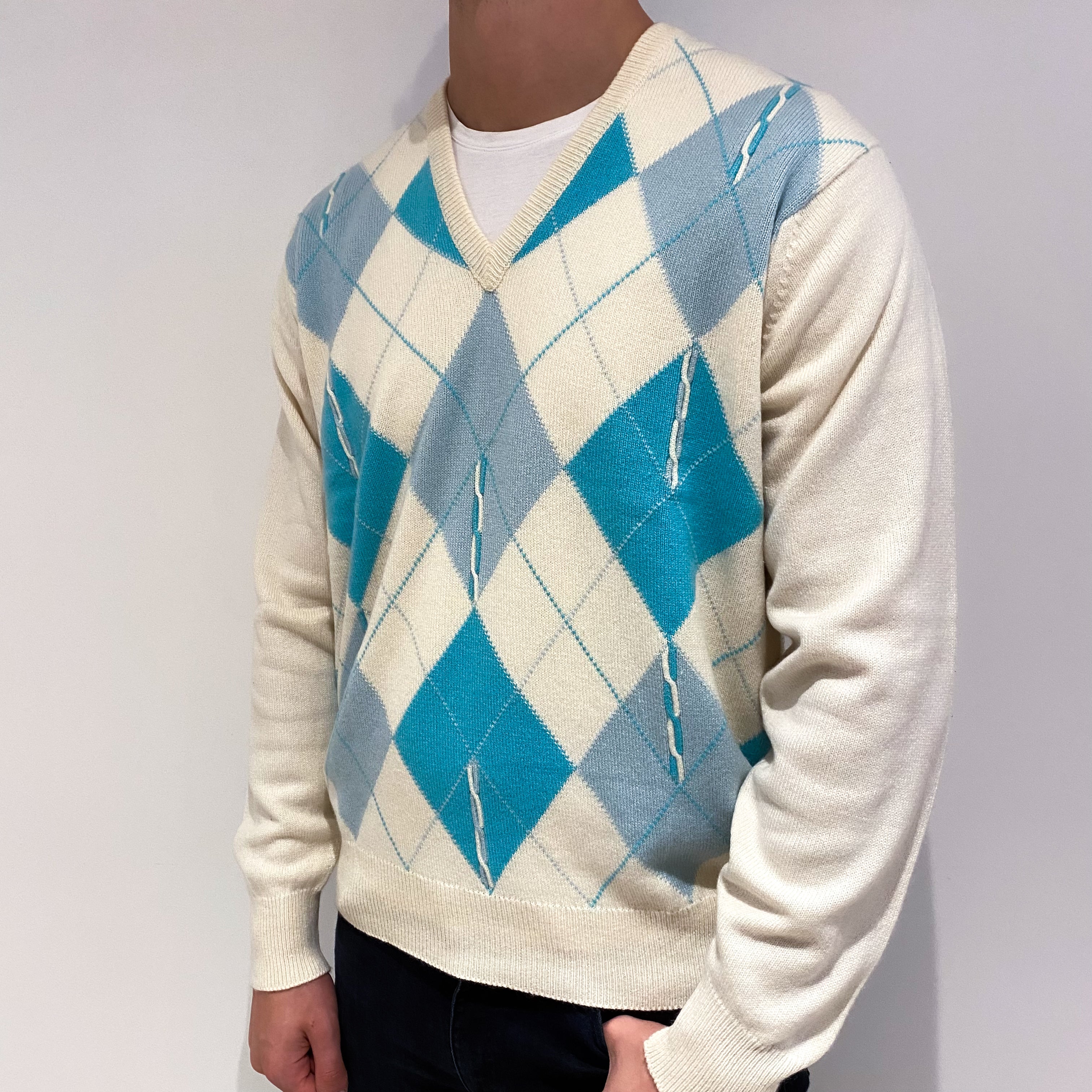 Men's Vintage Scottish Aqua and Cream Diamond Cashmere V-Neck Jumper Extra Large