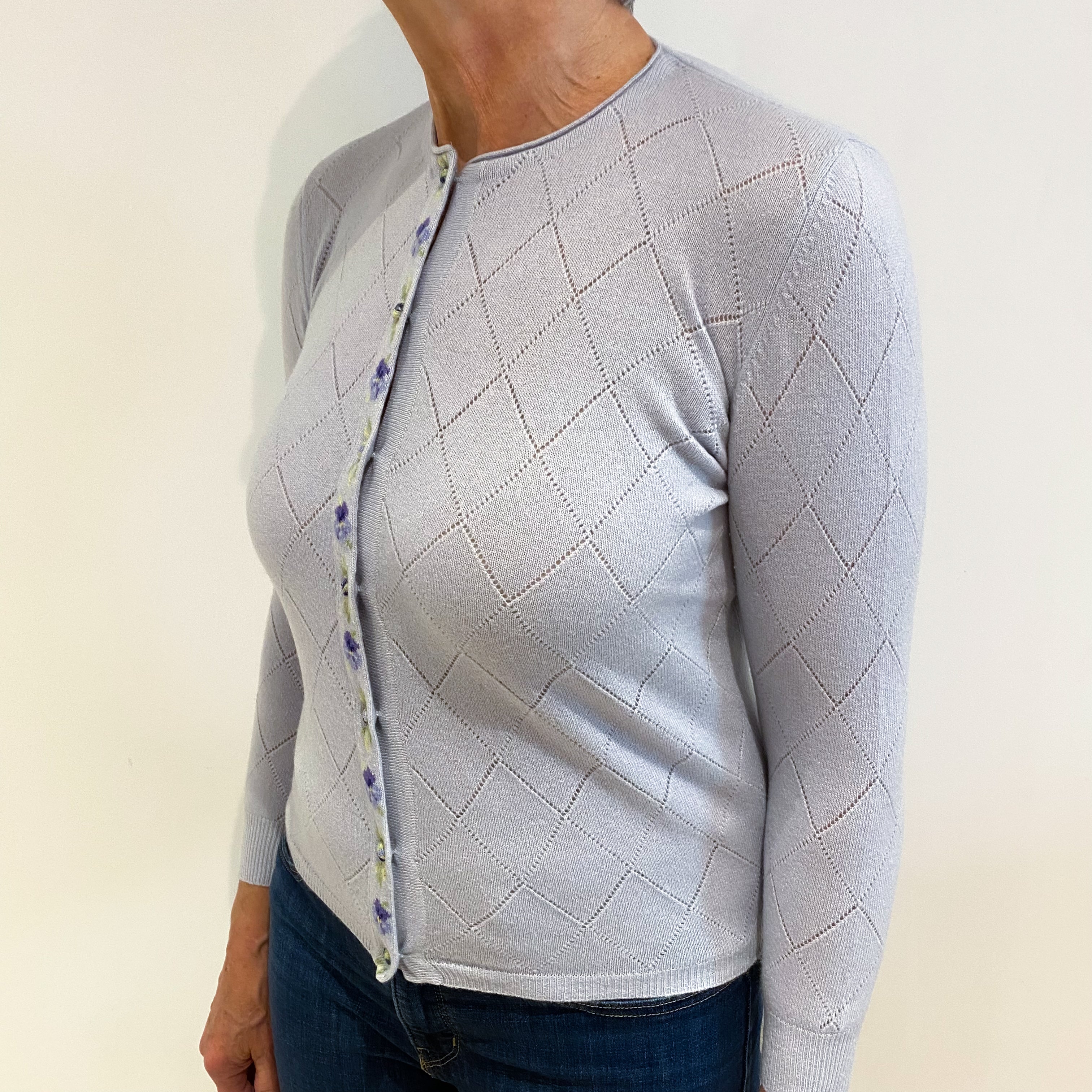 Ice Blue Diamond Knit Cashmere Crew Neck Cardigan with Pansy Design  Medium