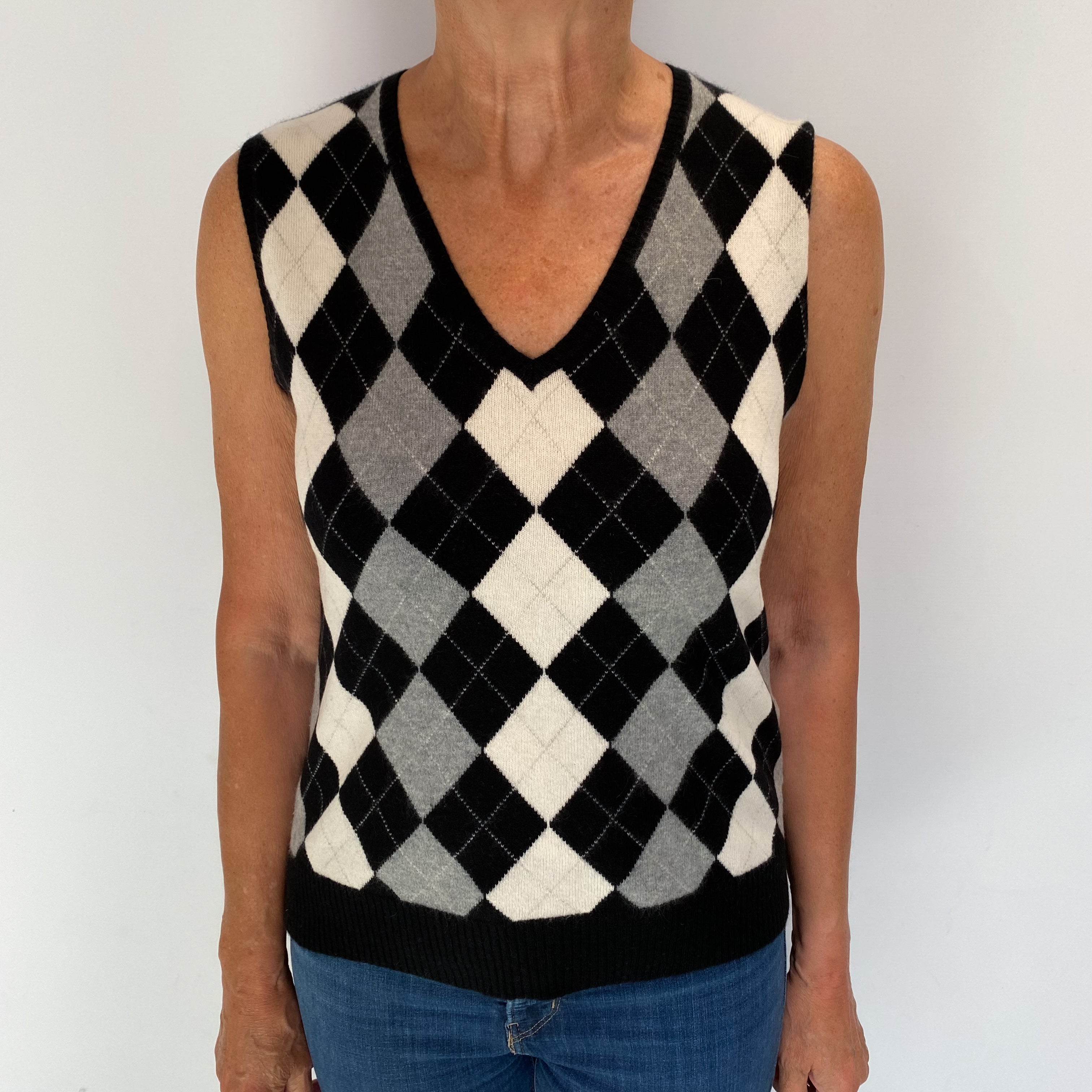 Black Argyle Cashmere V Neck Sleeveless Jumper Medium