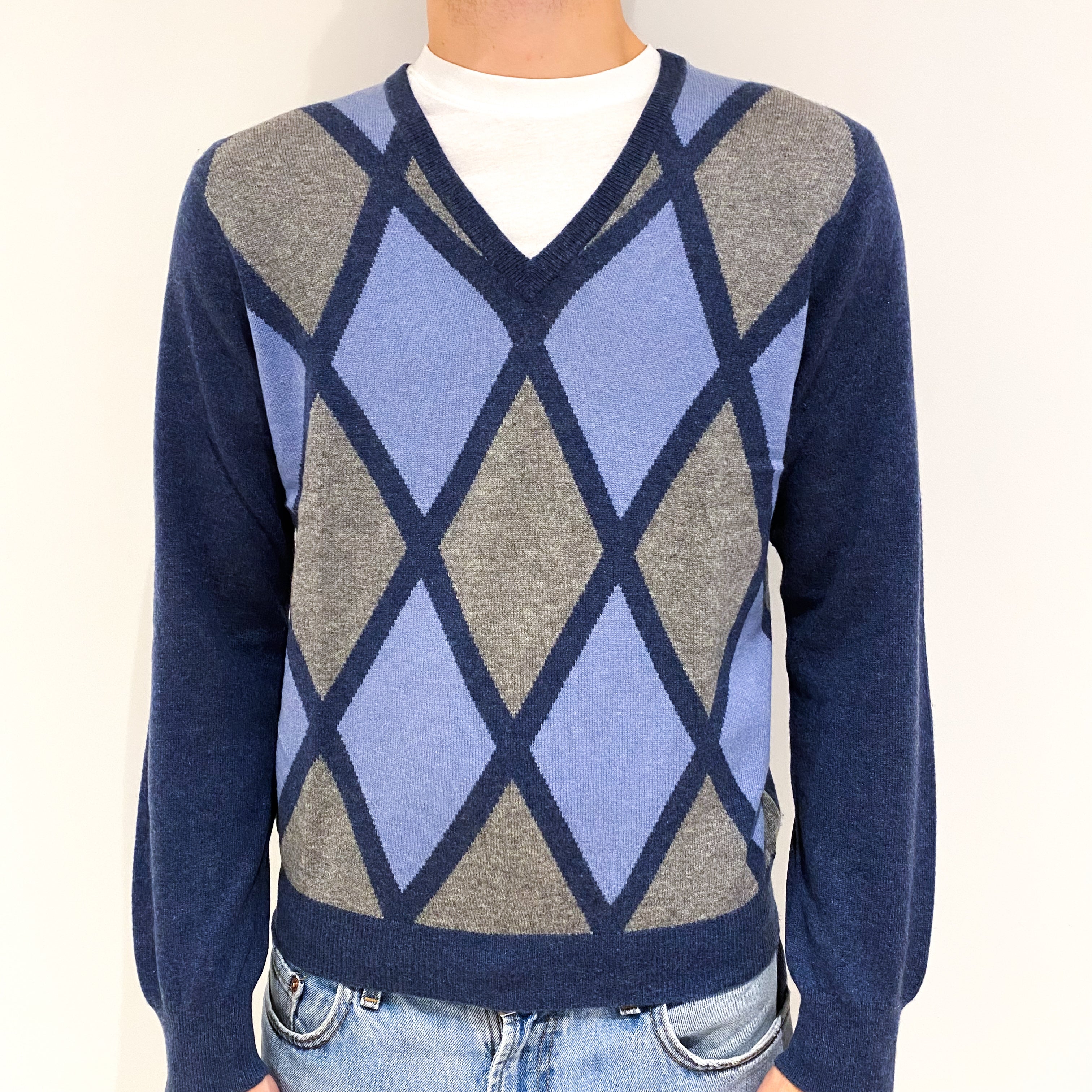 Men's Blue Grey Diamond Pattern Cashmere V-Neck Jumper Medium