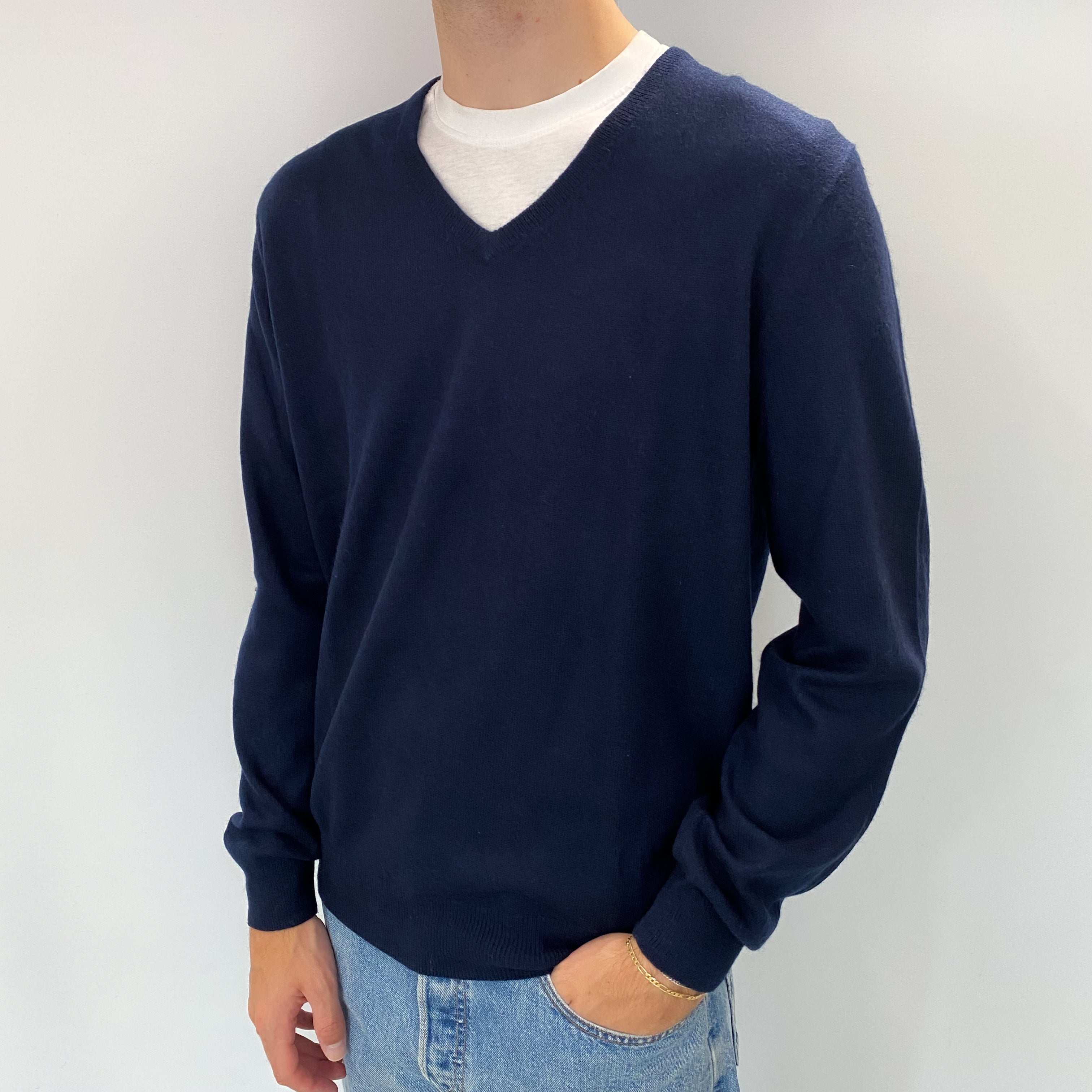 Men's Navy Blue Cashmere V Neck Jumper Large