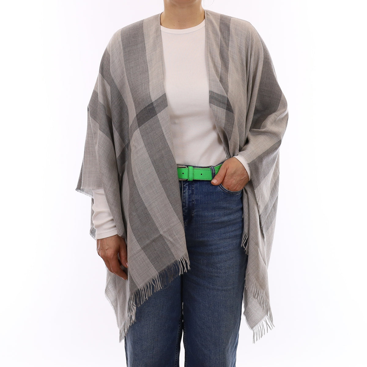 Burberry Grey Plaid Fine Woven Cashmere Stole