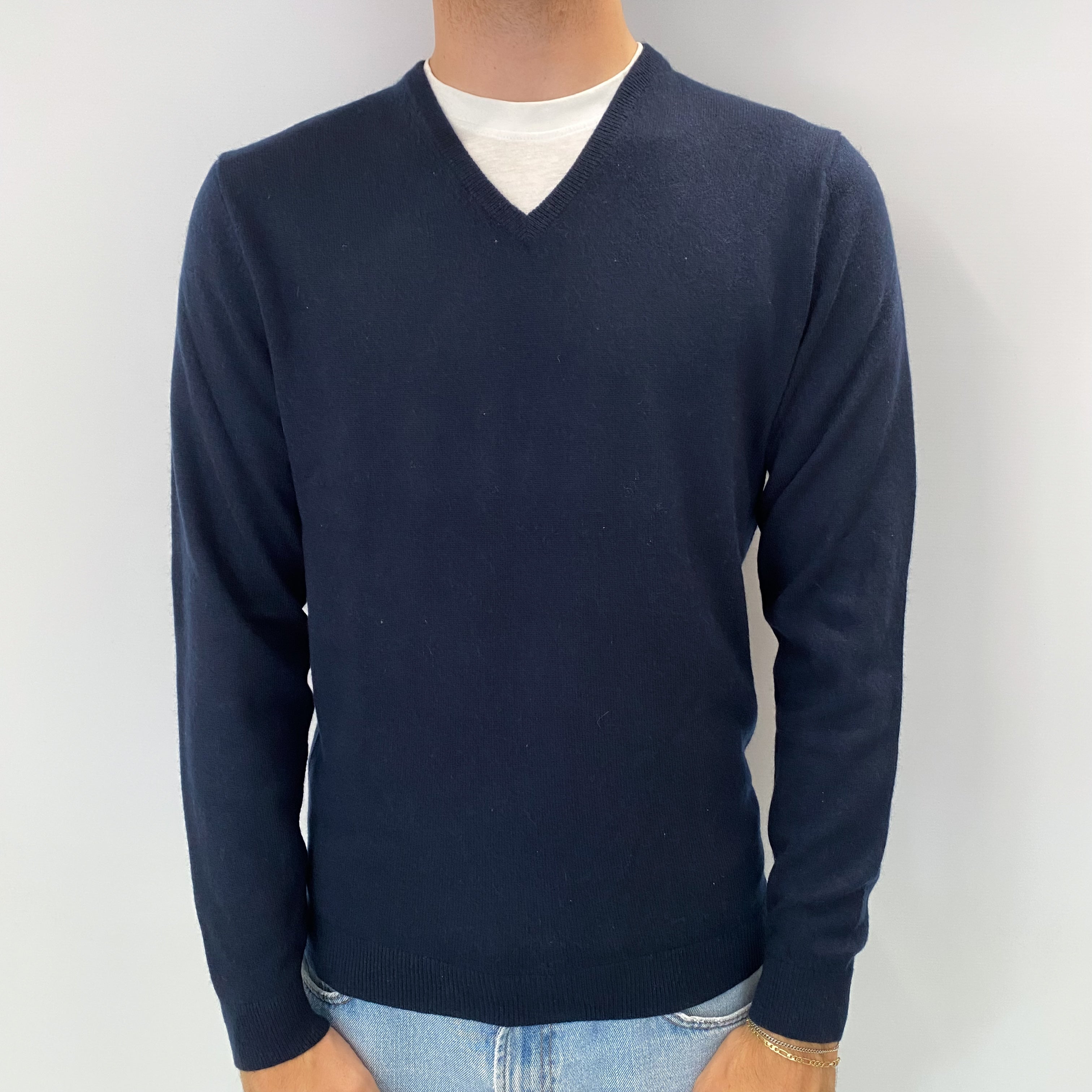 Men's Navy Blue Cashmere V Neck Jumper Medium