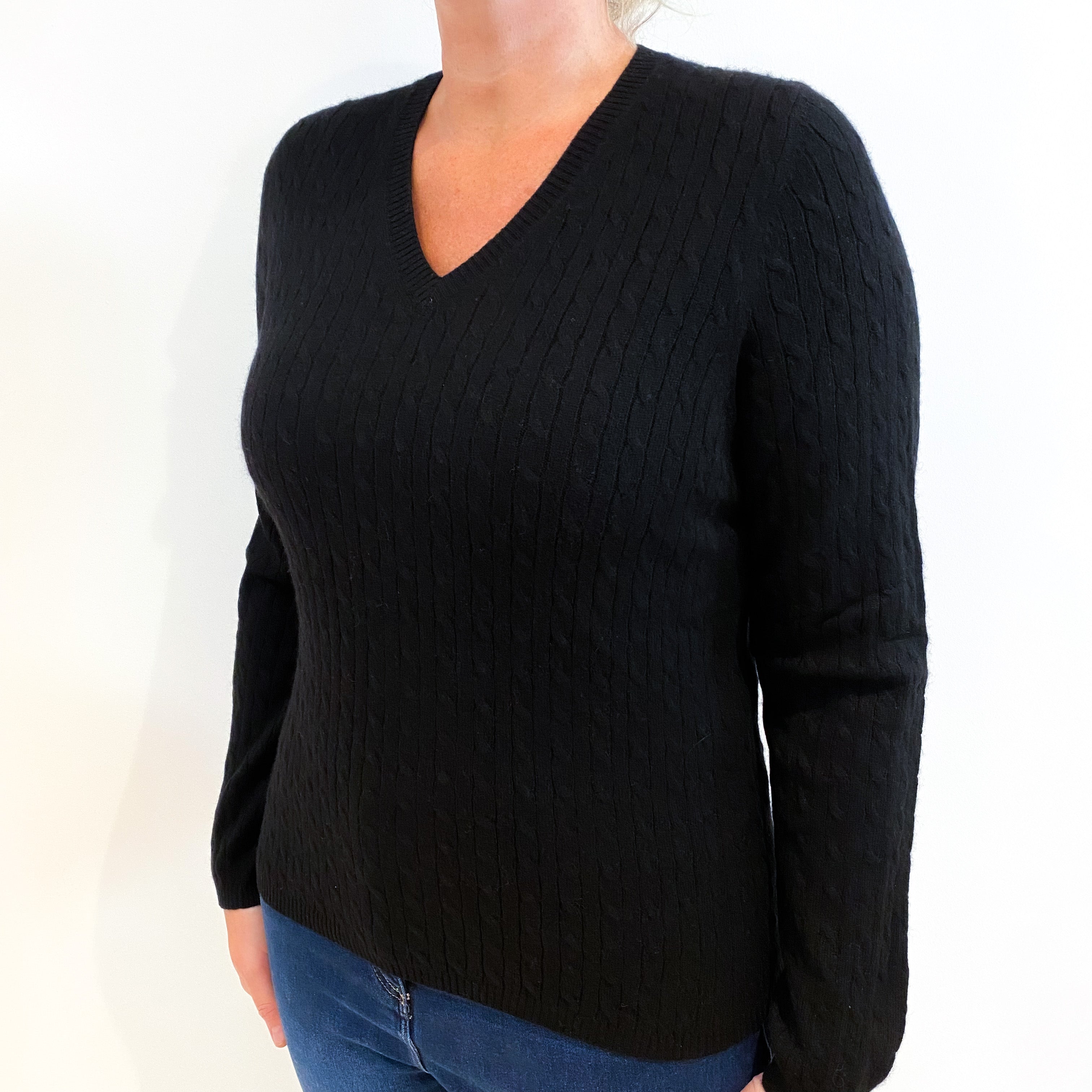 Black Cable Knit Cashmere V-Neck Jumper Large