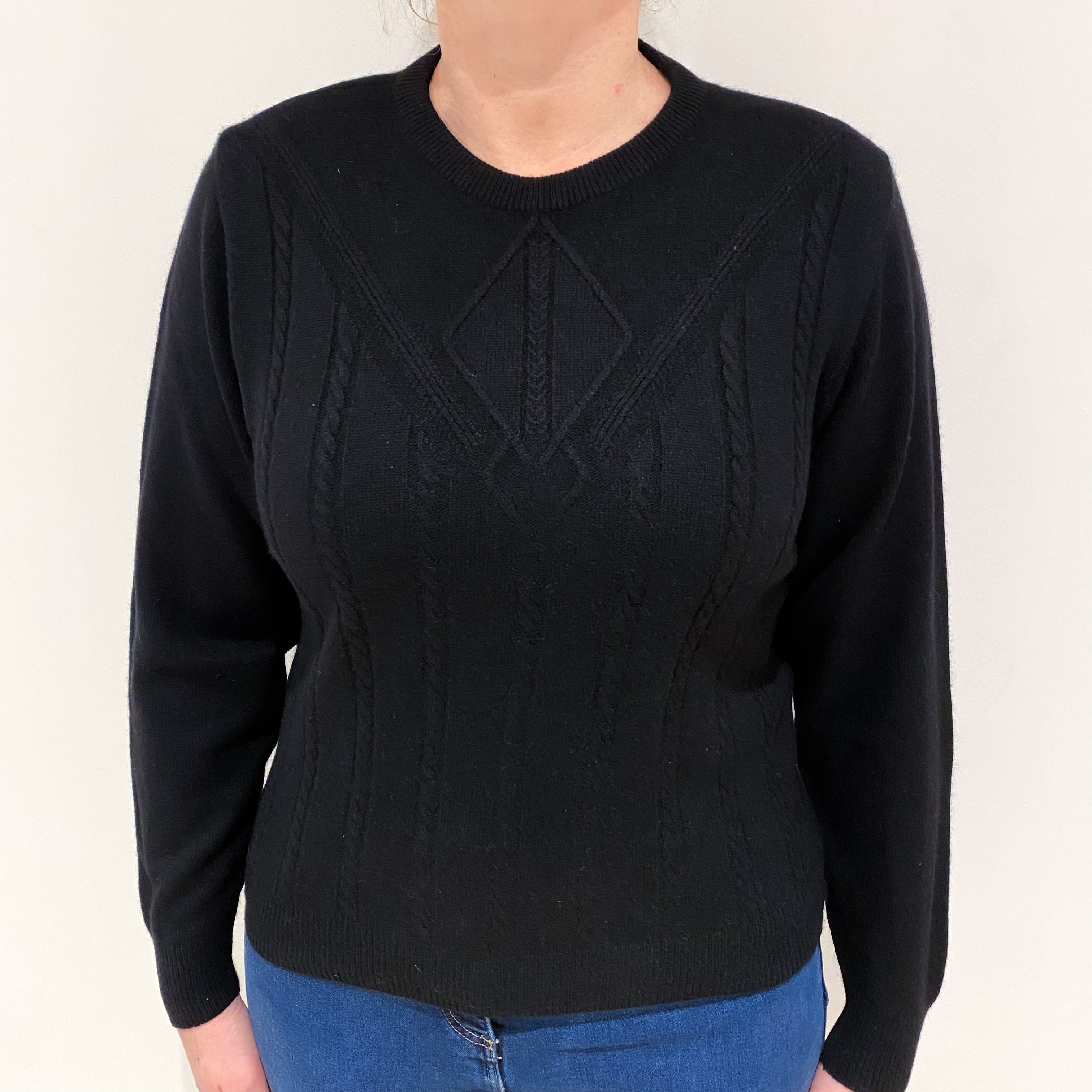 Black cable front Cashmere V Neck Jumper Large