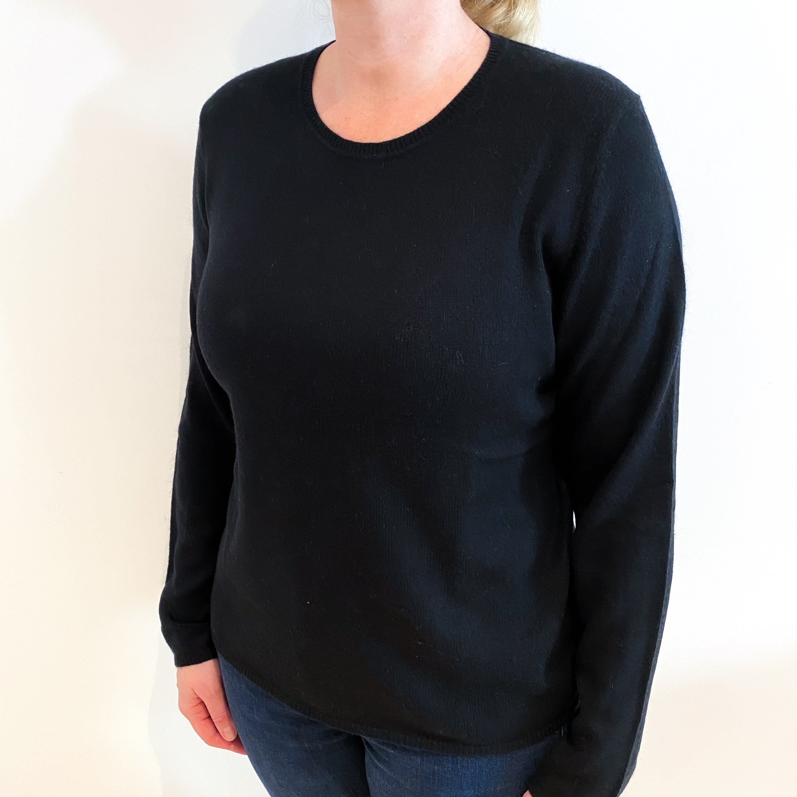 Black Cashmere Crew Neck Jumper Large