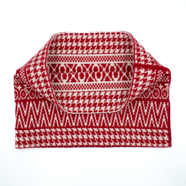 NFR Neck Warmer in Postie Red and Winter White