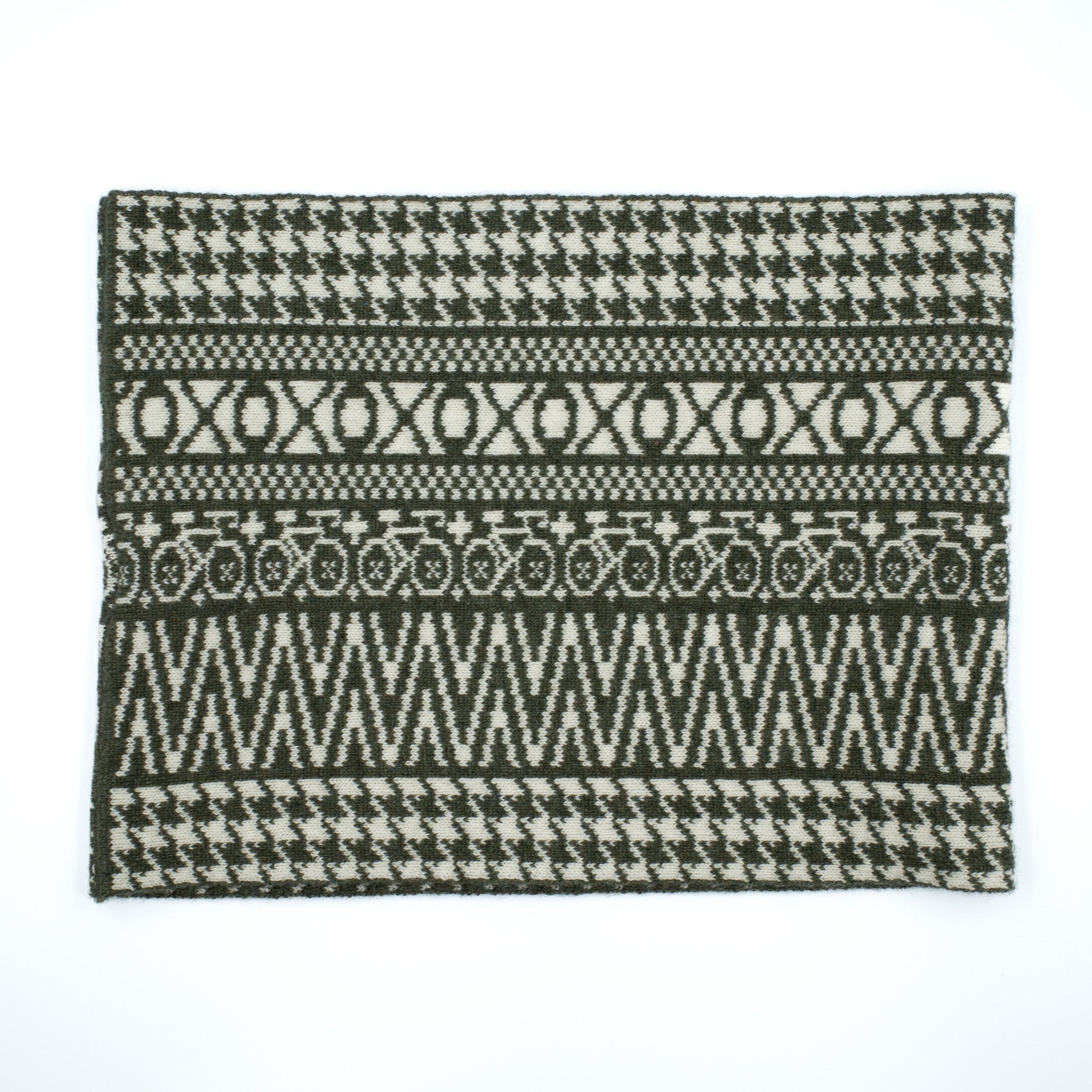 Brand New Fair Isle Neck Warmer in Green and Winter White