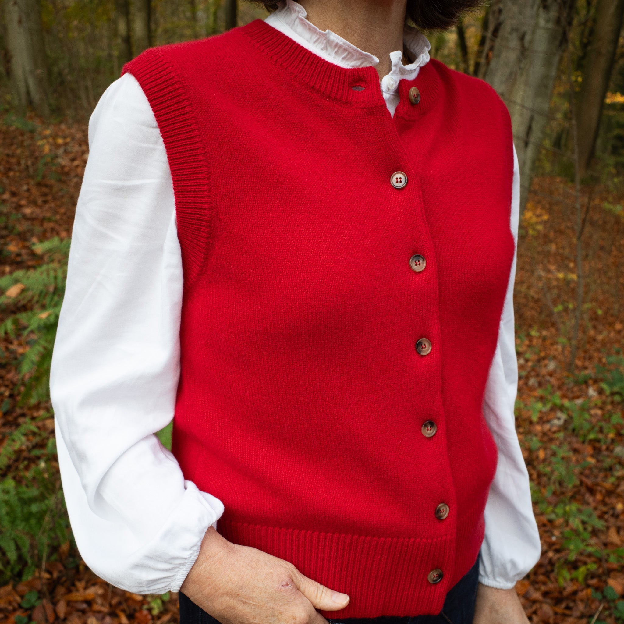 Brand New Post Box Red Luxury Cashmere Crew Neck Waistcoat Small UK 8-10