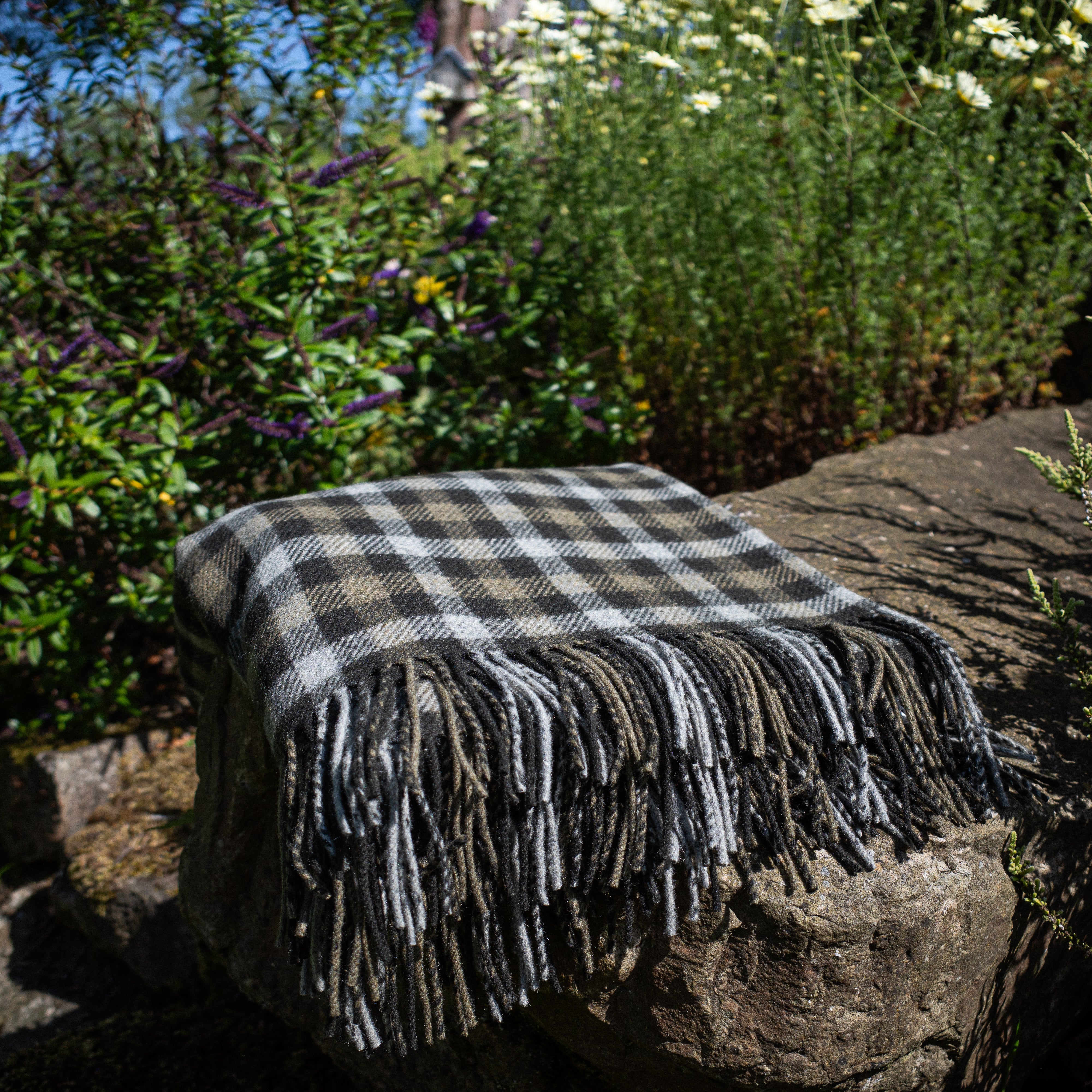 Brand New English Khaki Green Checked Luxury Woven Cashmere Blanket