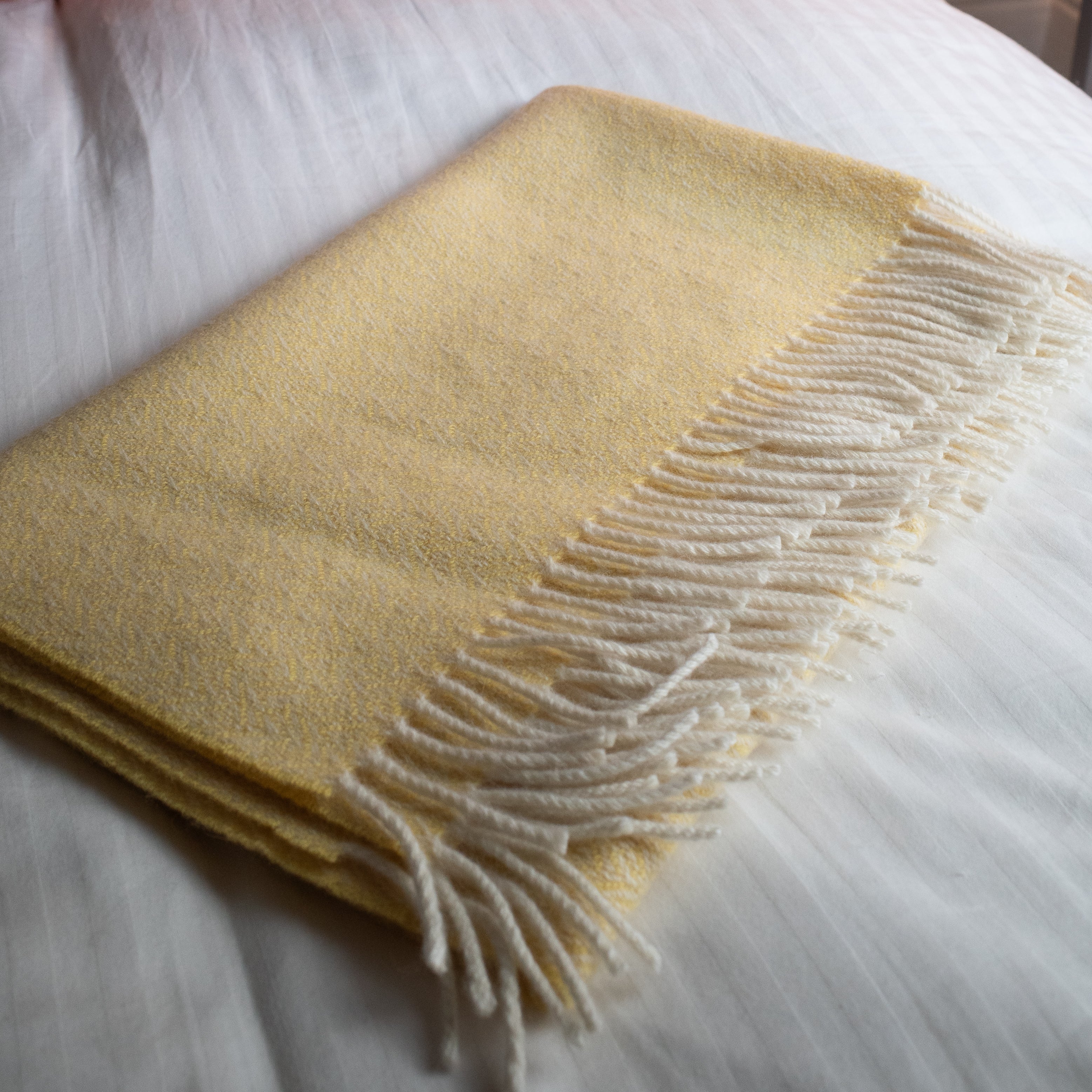 Brand New English Custard Yellow Patterned Luxury Woven Cashmere Cot Blanket