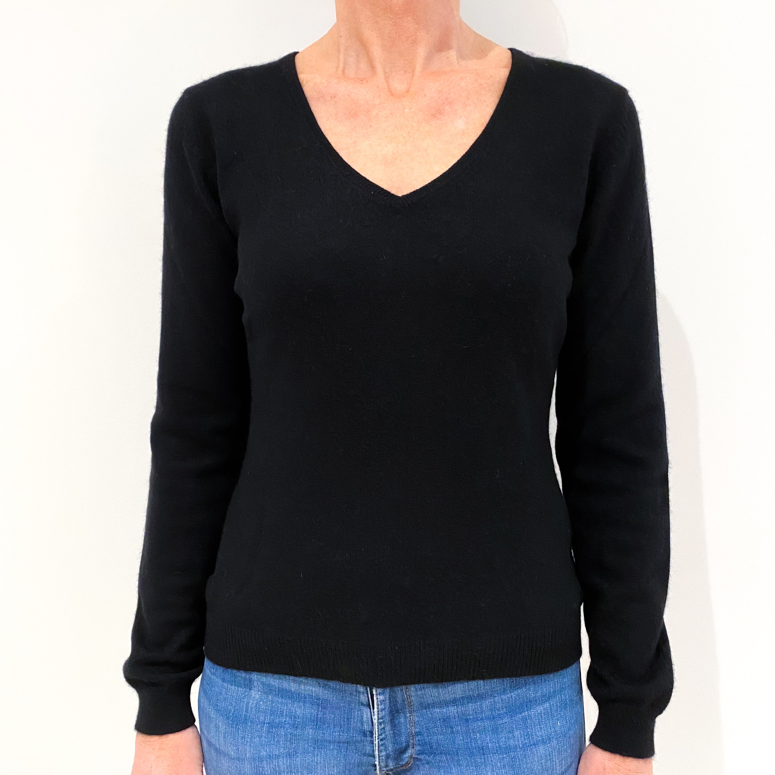 Black Cashmere V-Neck Jumper Small