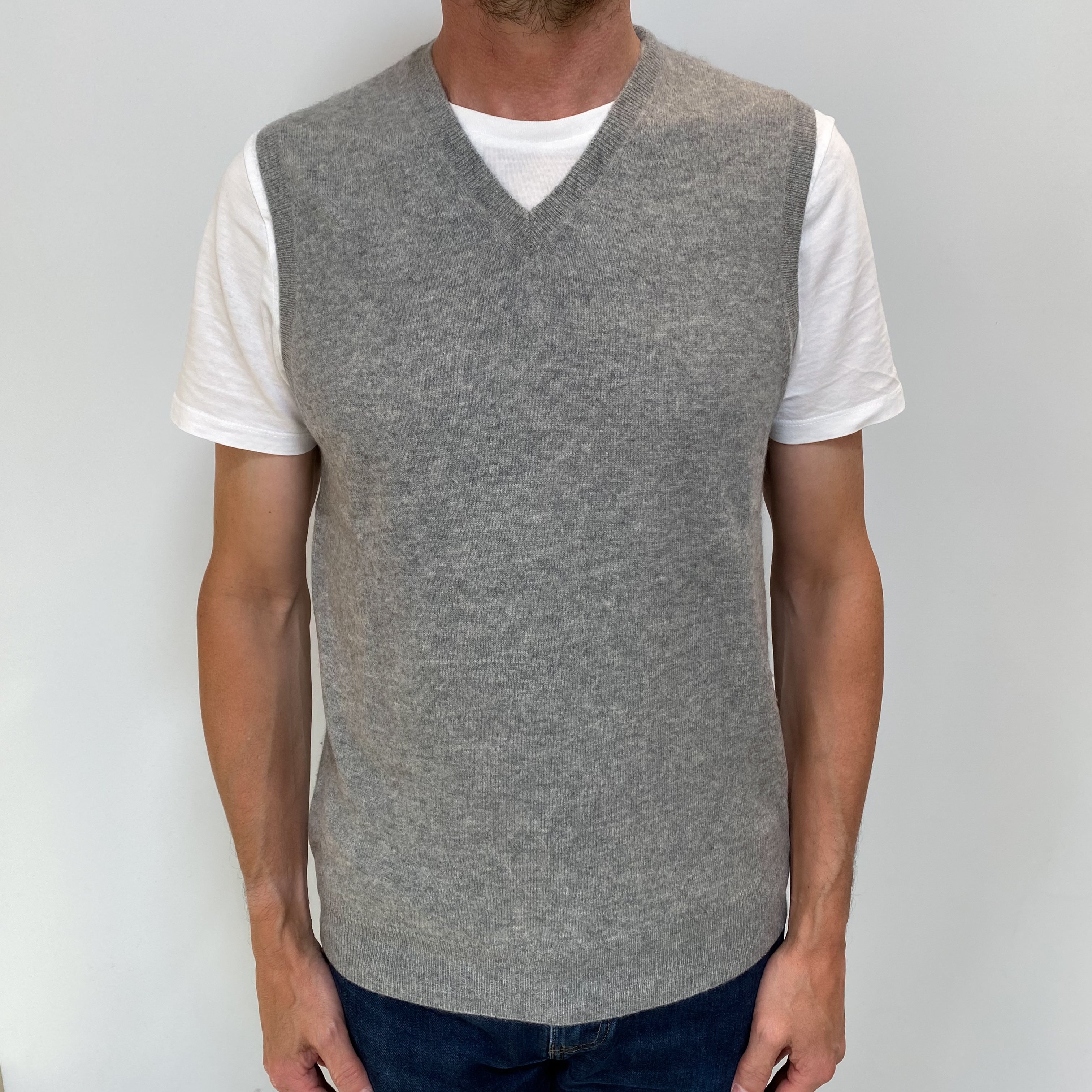 Men's Smoke Grey Cashmere Sleeveless V Neck Jumper Small