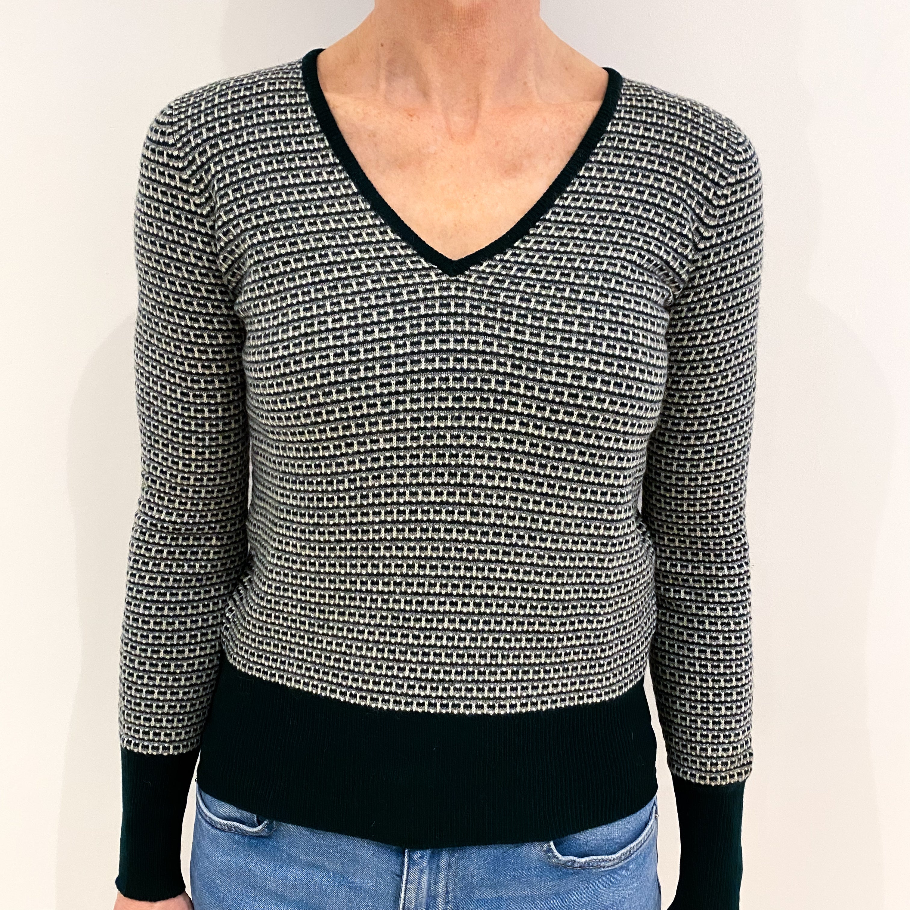 Scottish Vintage Bottle Green Pattern Cashmere V Neck Jumper Small