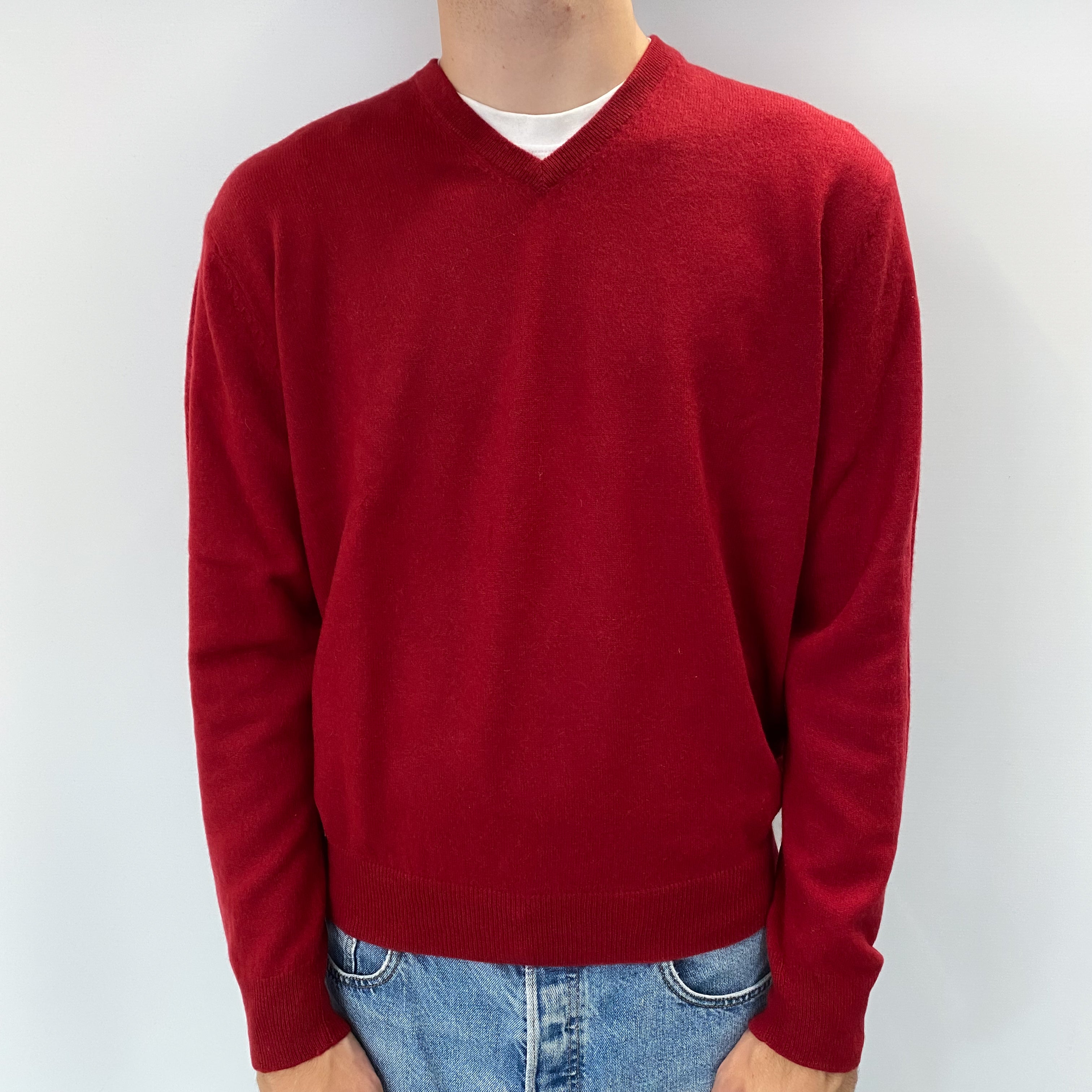 Men's Crimson Red Cashmere V Neck Jumper Large