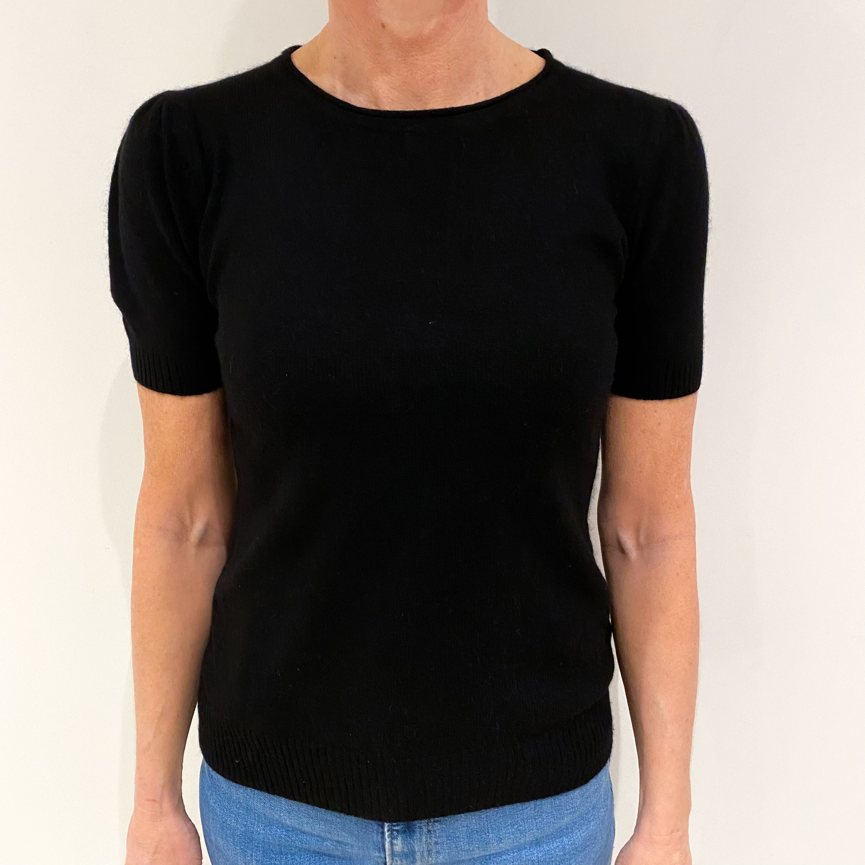 Black Cashmere Short Sleeved Crew Neck Jumper Small