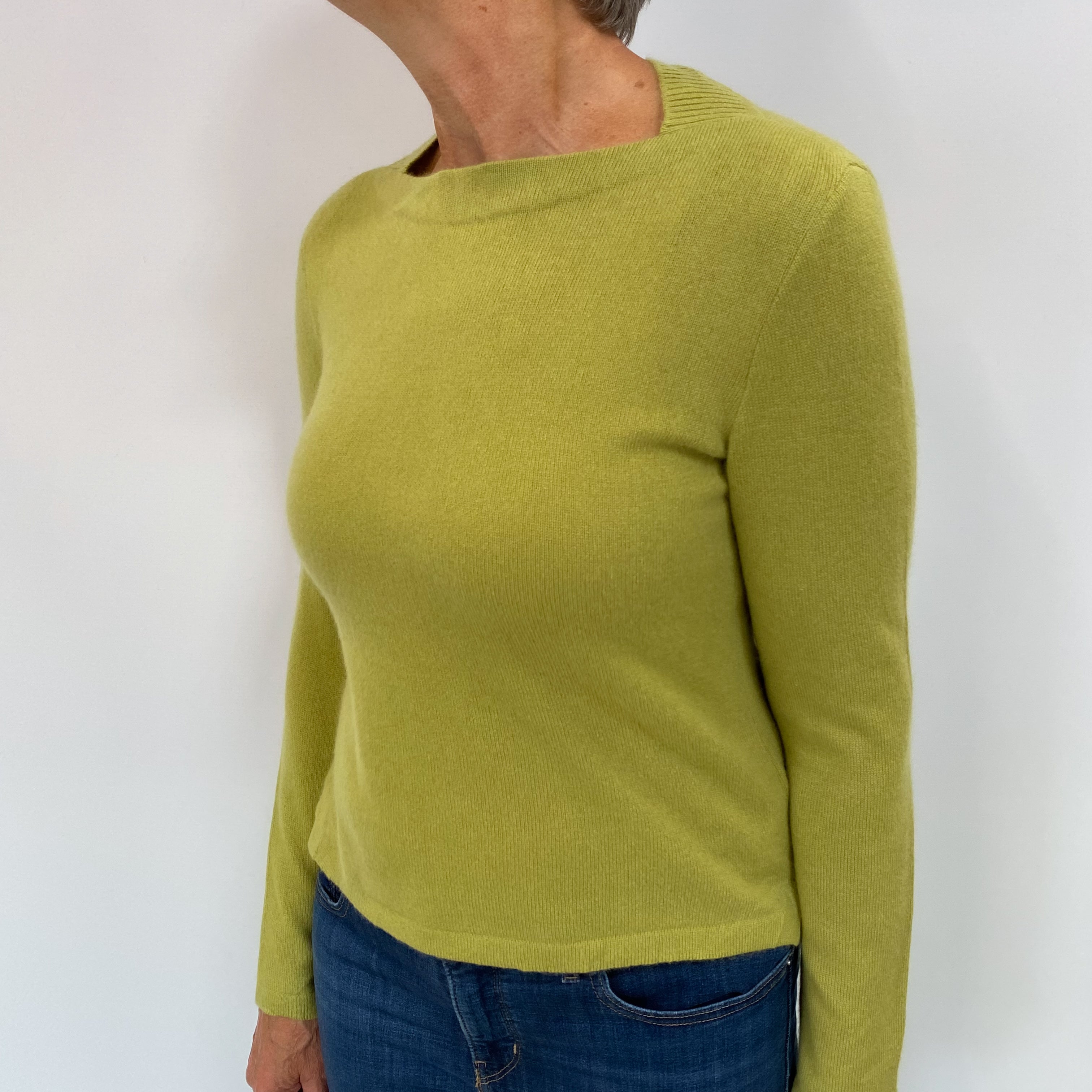 Pea Green Cashmere Square Crew Neck Jumper Medium