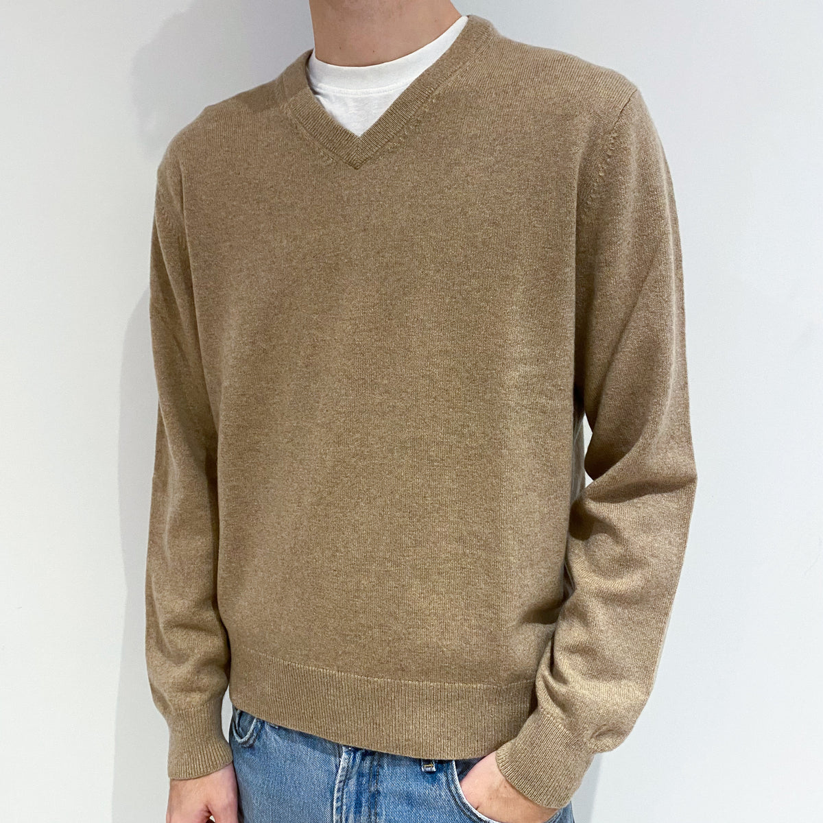 Men's Camel Brown Cashmere V-Neck Jumper Large
