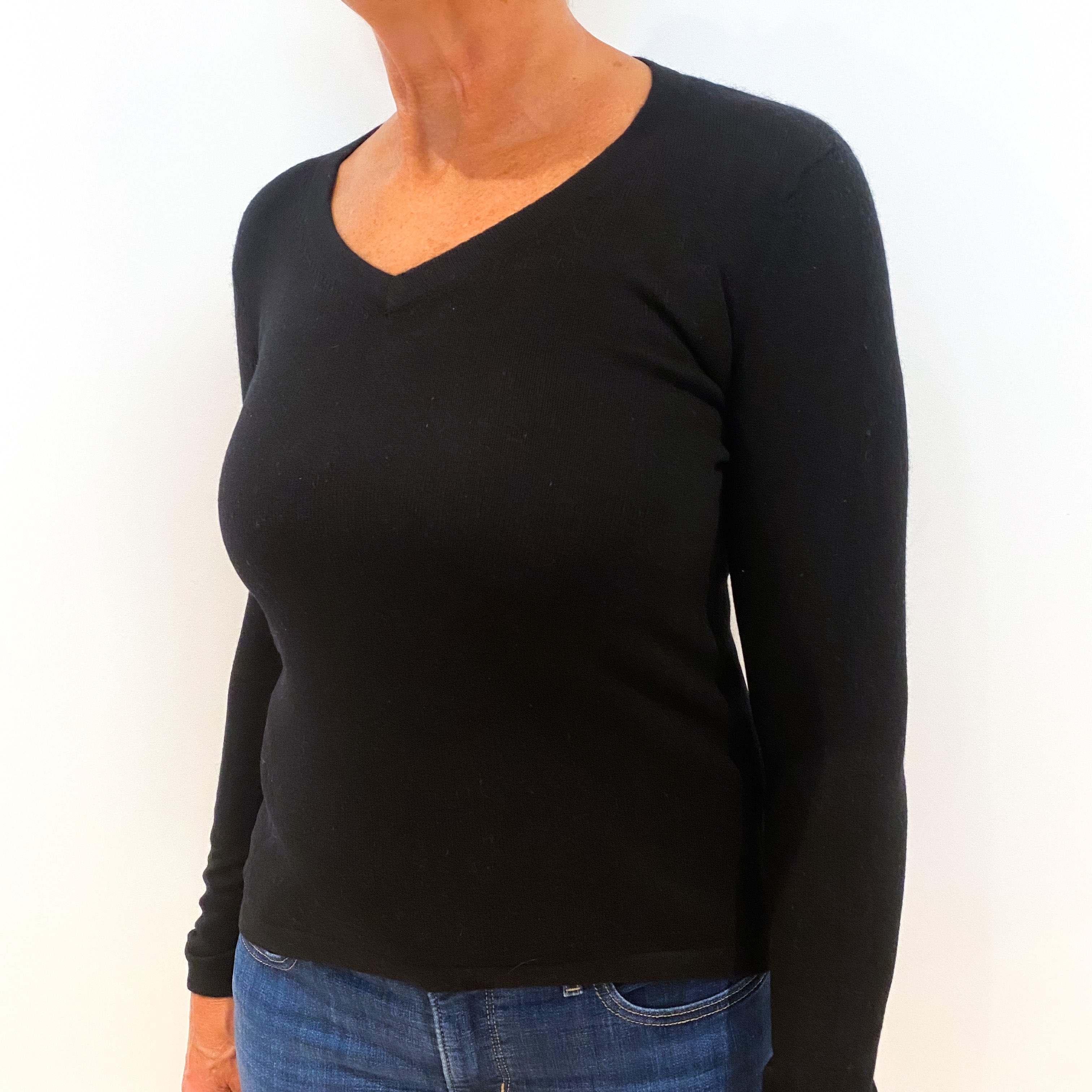 Black Cashmere V-Neck Jumper Medium