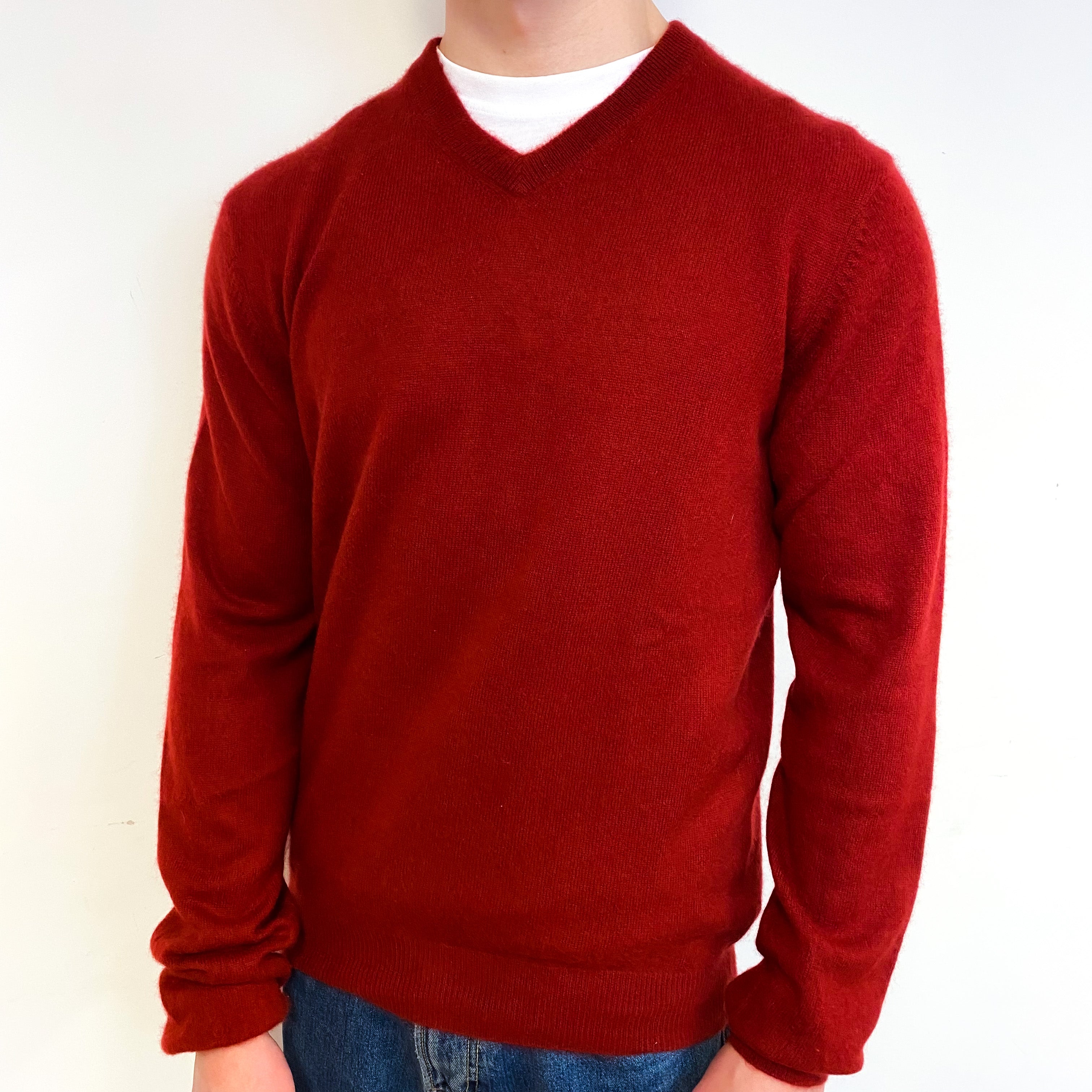 Men's Crimson Red Cashmere V-Neck Jumper Small