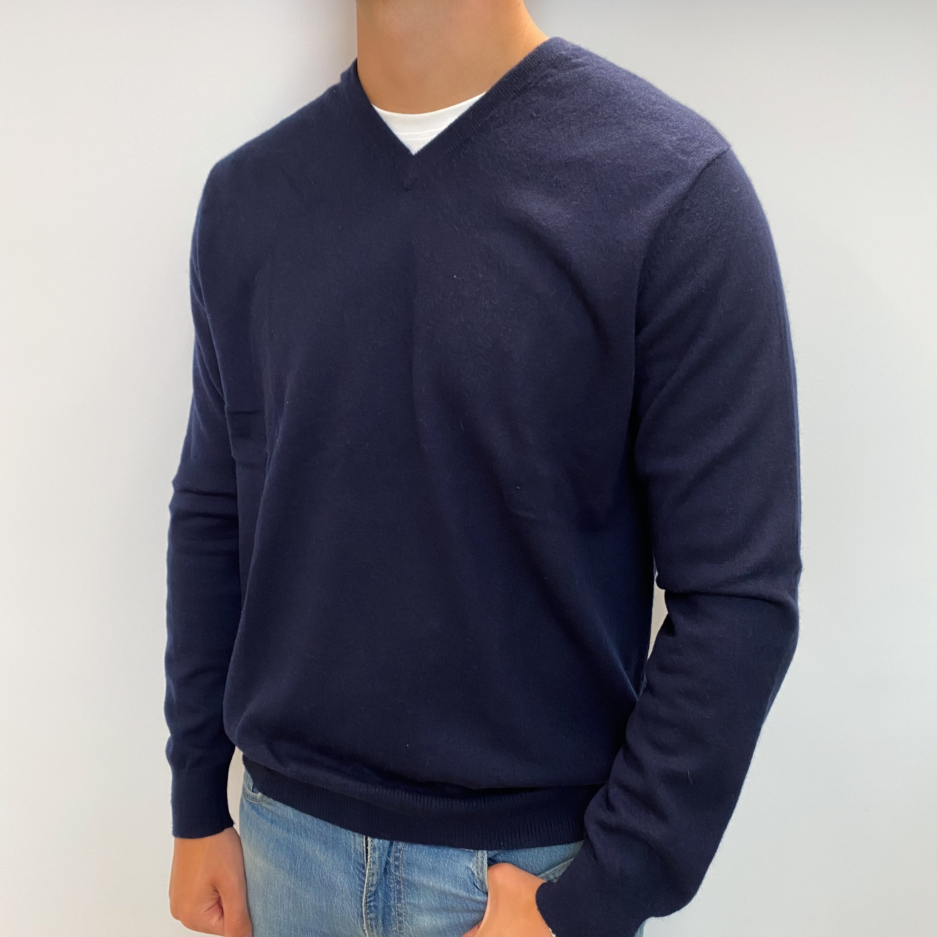 Men's Navy Blue Cashmere V Neck Jumper XL