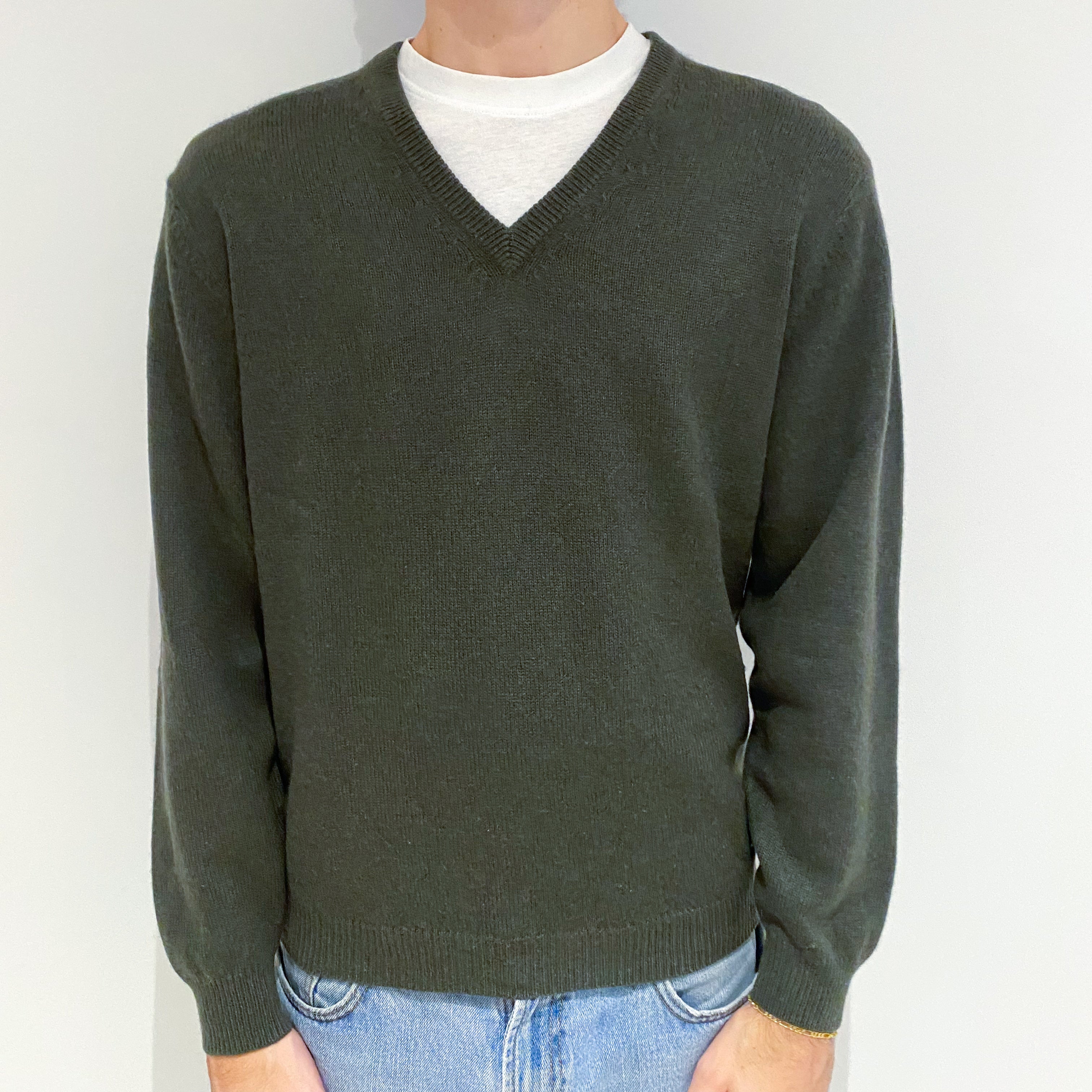Men's Khaki Green Cashmere V-Neck Jumper Large