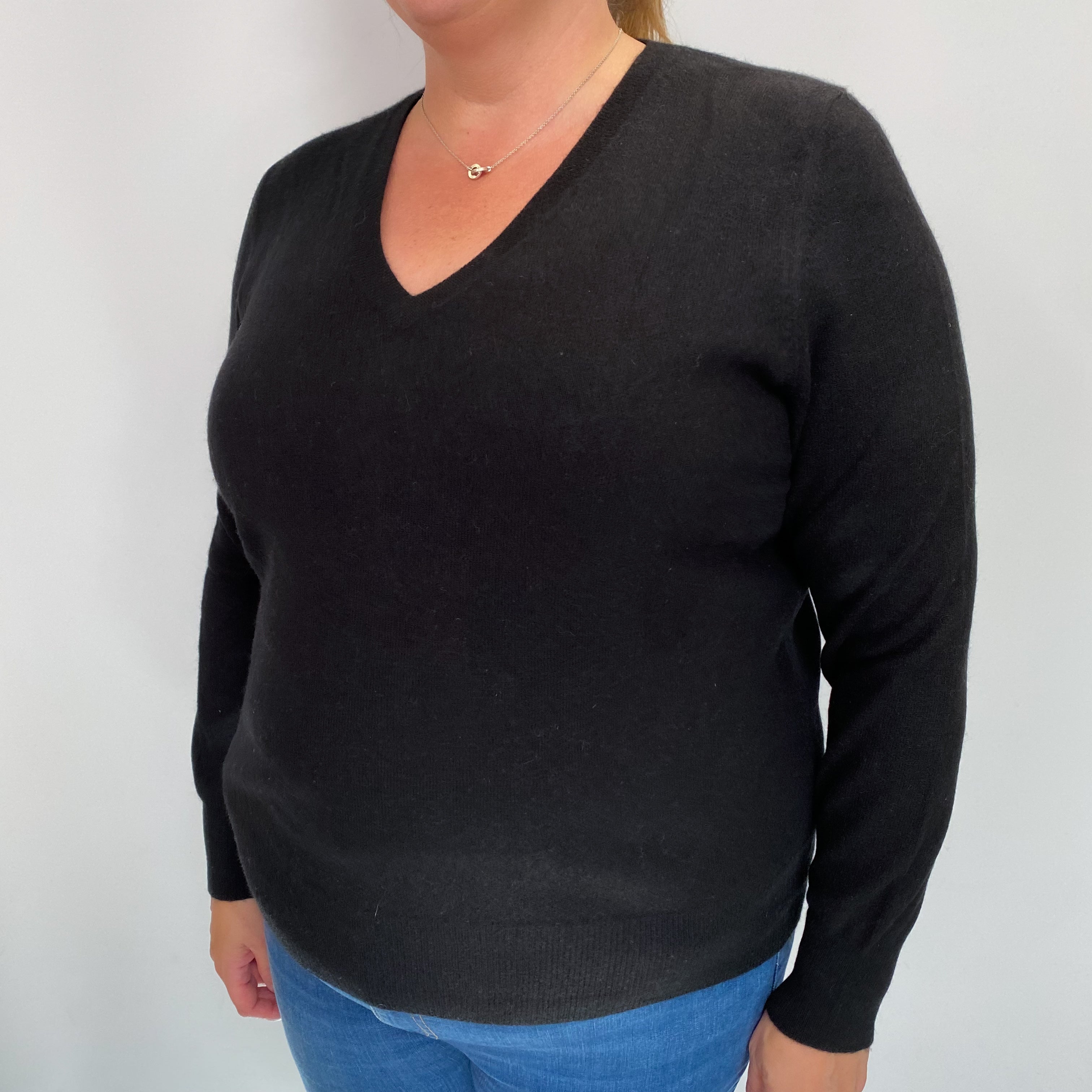 Black Cashmere V Neck Jumper Extra Large