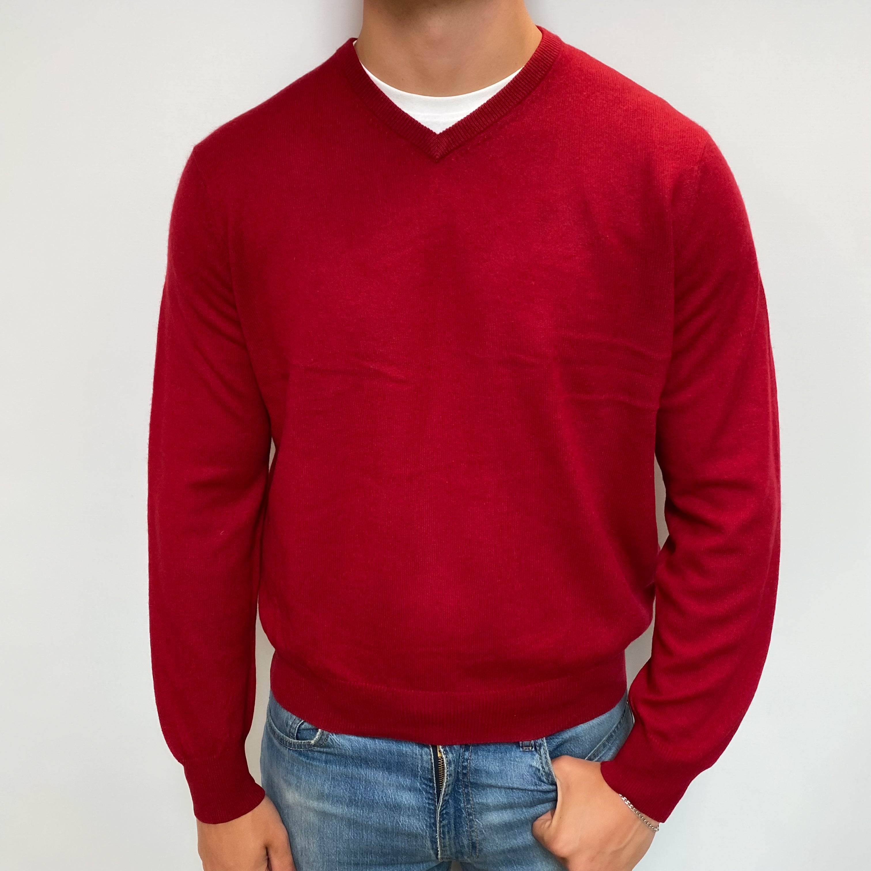 Men's Phoenix Red Cashmere V Neck Jumper XL