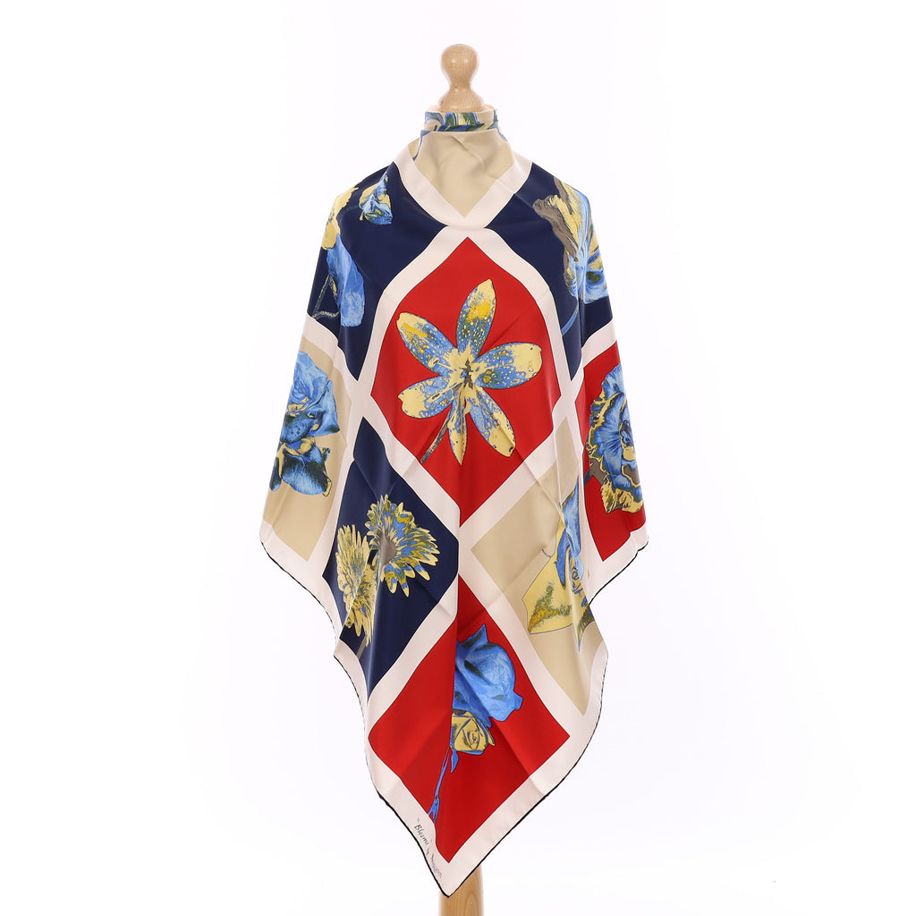 Brand New Aquascutum Floral Tiles Silk Scarf