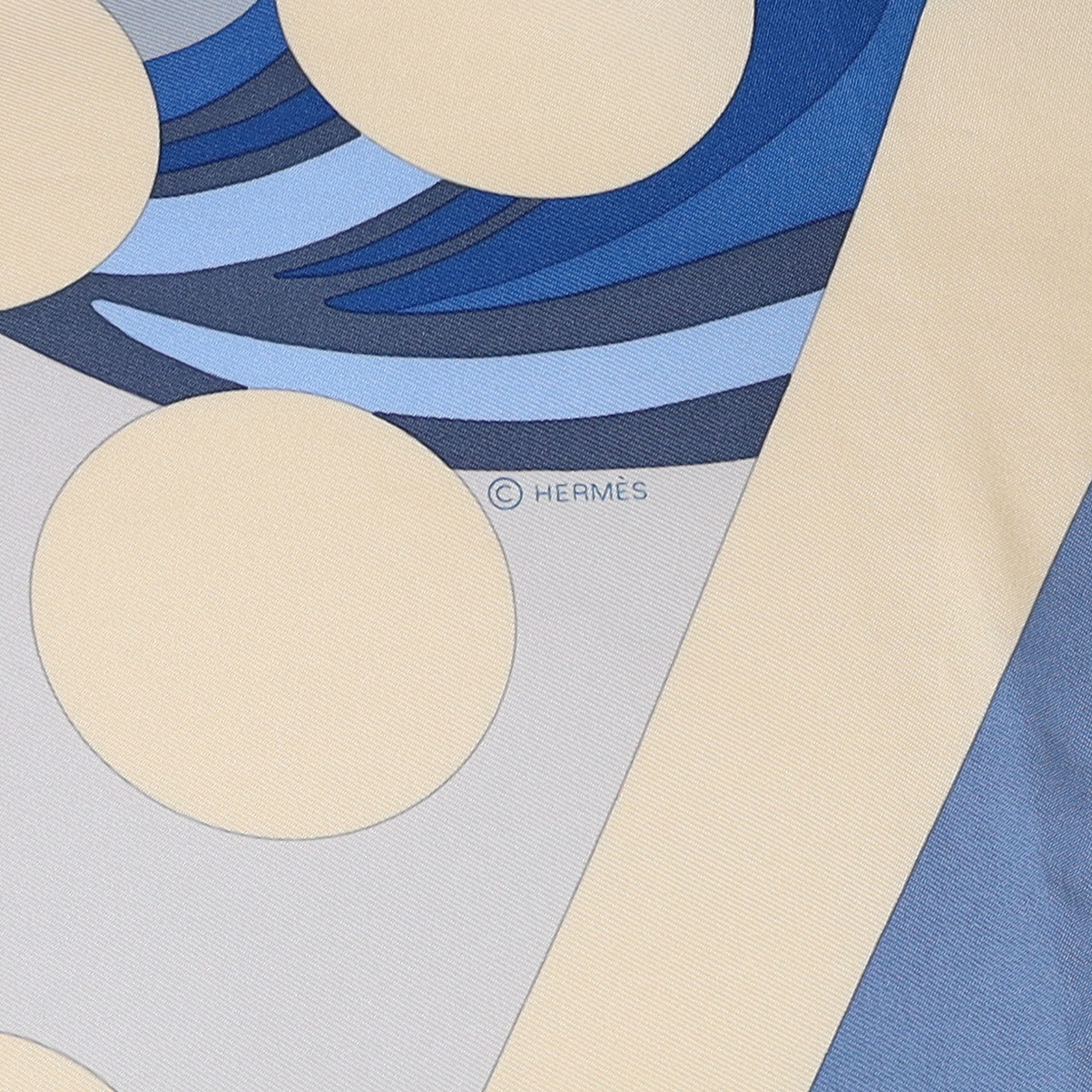 Boxed Hermès Le Rêve De Julia Silk Scarf