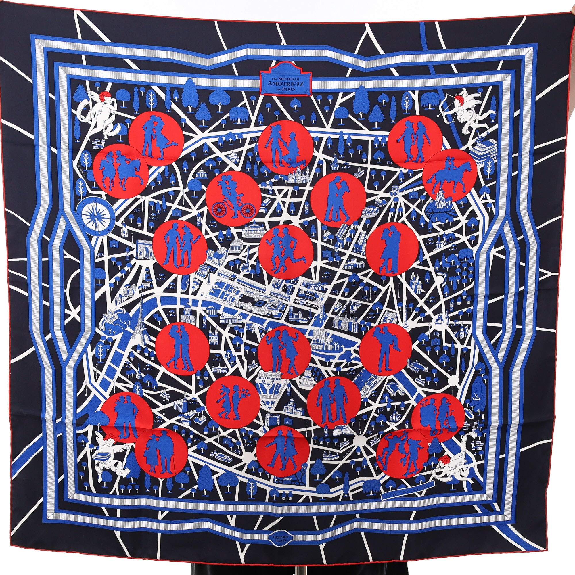 Brand New Boxed Hermès Les Nouveaux Amoureux de Paris Silk Scarf