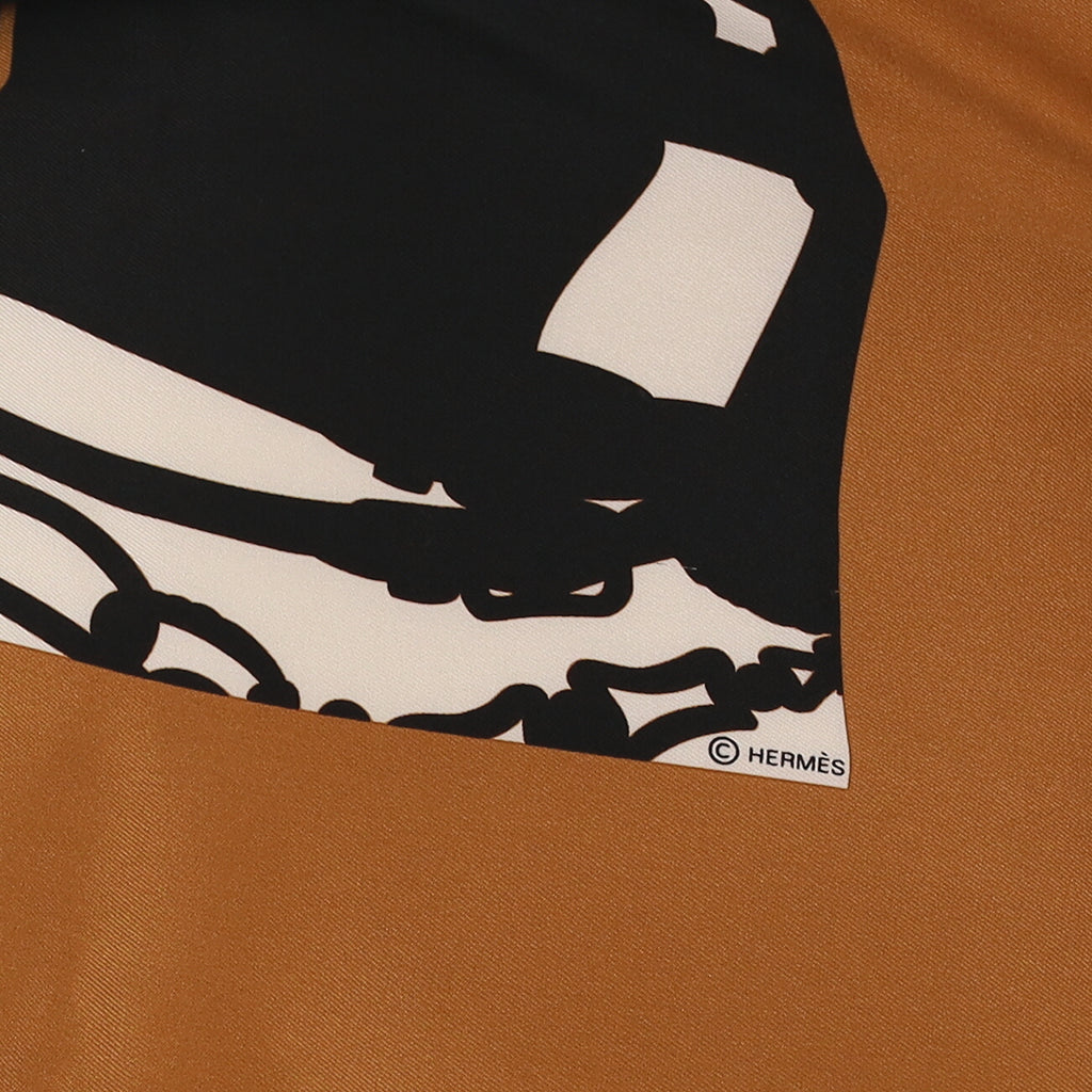 Pristine Boxed Hermès 70 En Désordre Silk Scarf