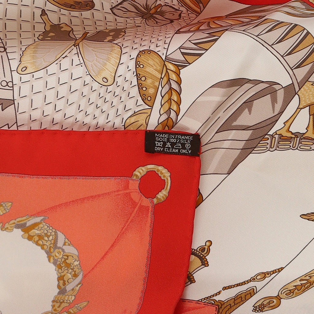 Pristine Boxed Hermès 70 Soleil de Soie Silk Scarf