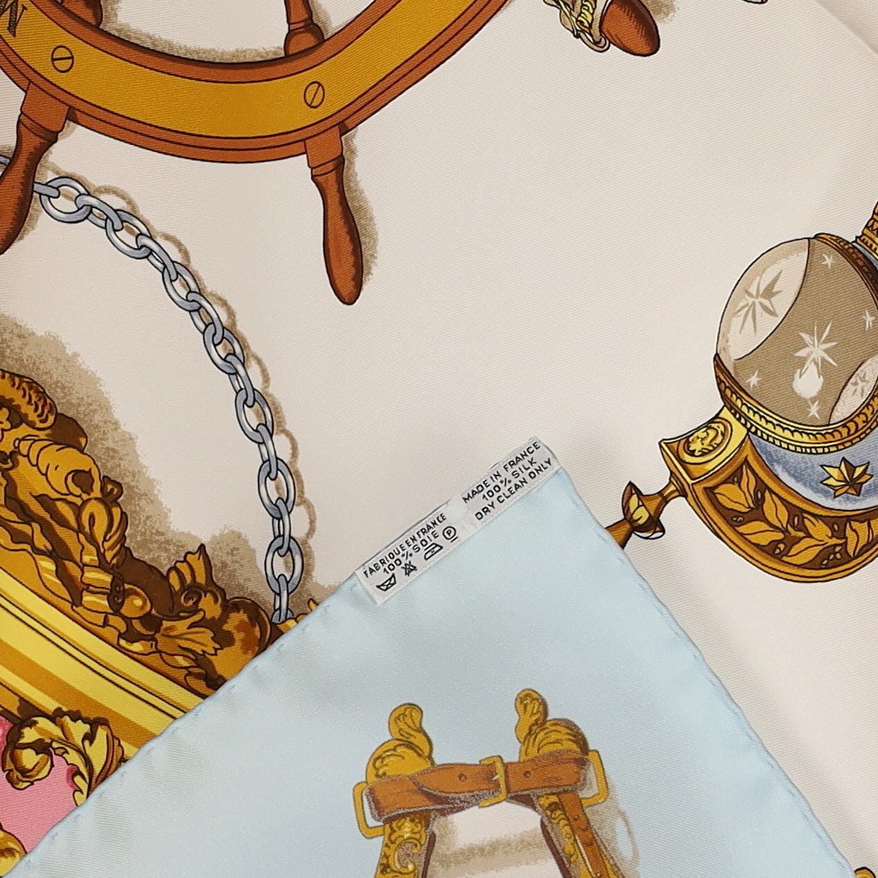 Brand New Boxed Hermès Musée Silk Scarf
