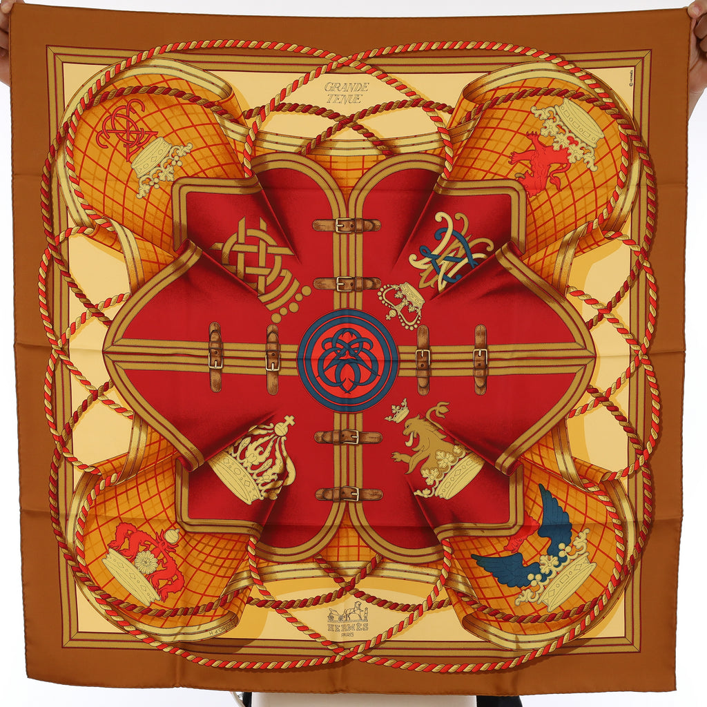 Brand New Boxed Hermès Grande Tenue Silk Scarf