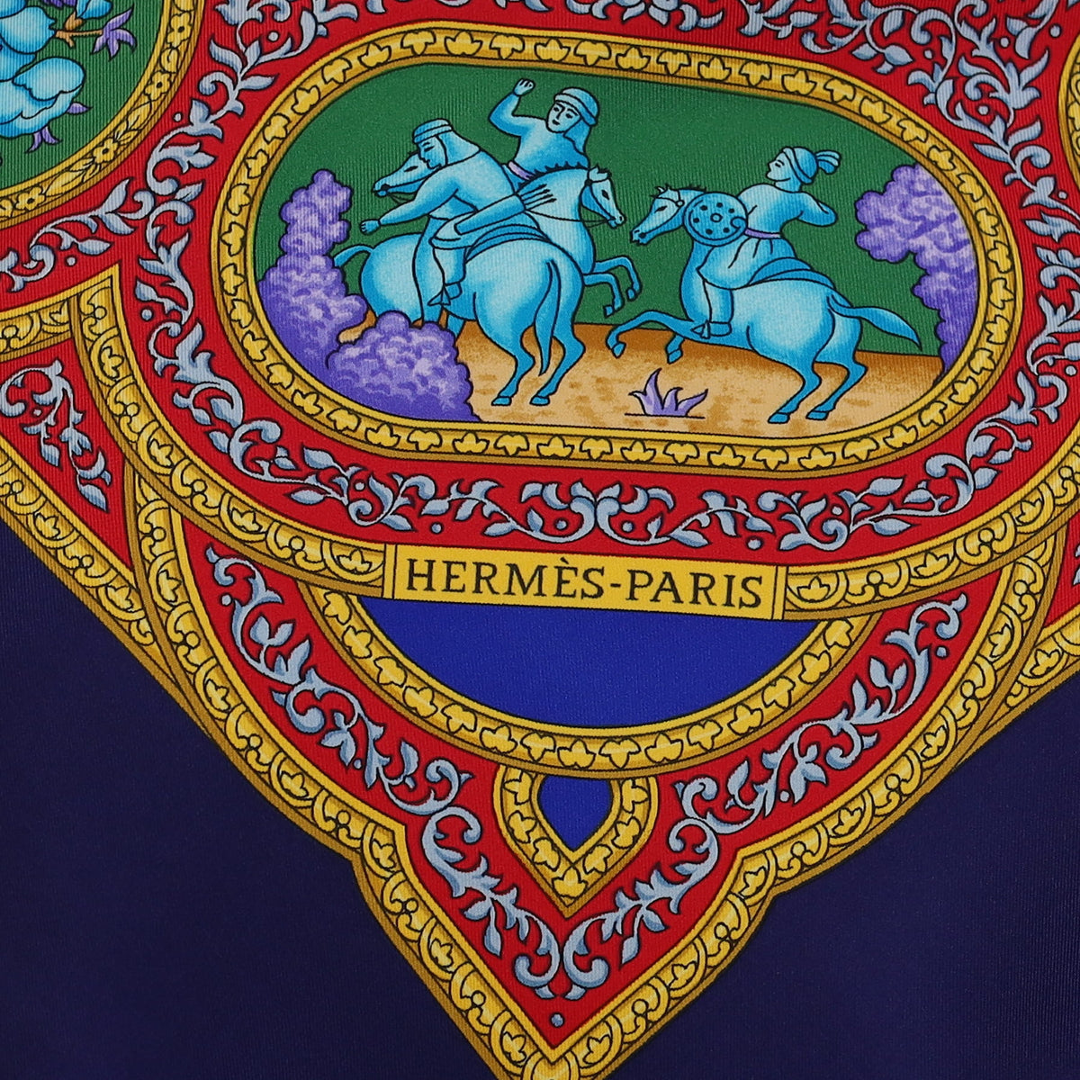 Pristine Boxed Hermès Qalamdan Silk Scarf