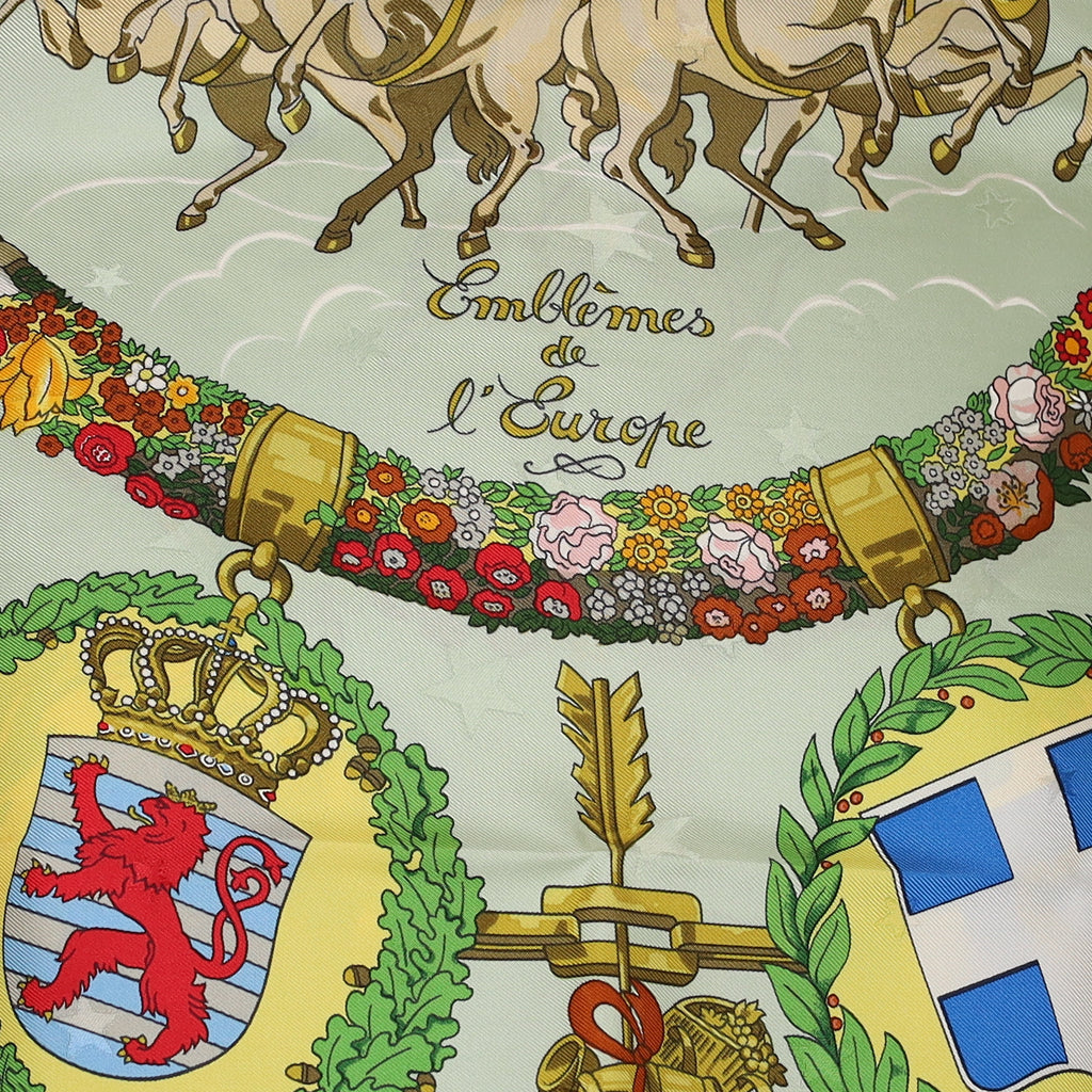 Brand New Boxed Hermès Emblèmes de L'Europe Silk Scarf