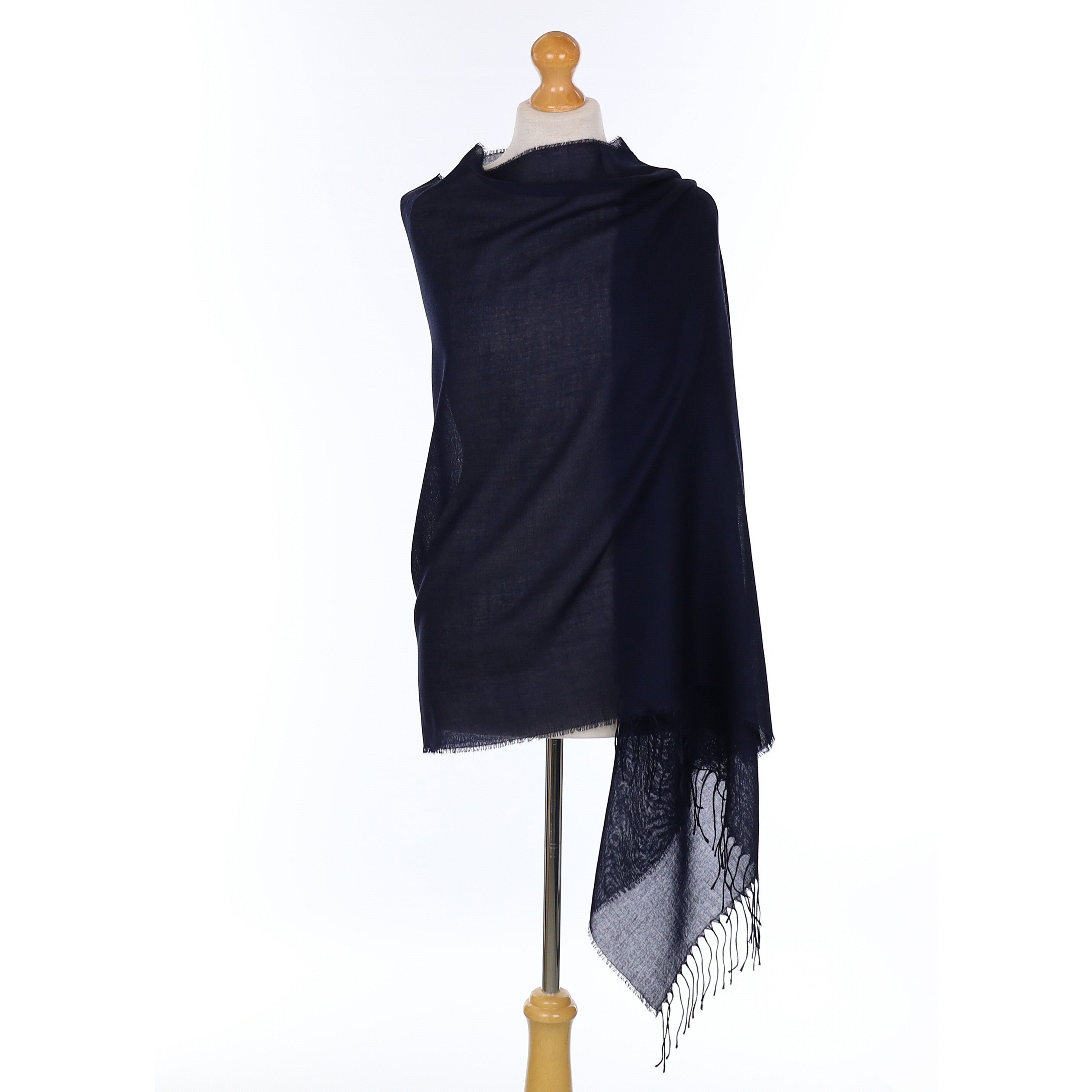 Brand New Scottish Navy Blue Woven Silk Blend Wrap