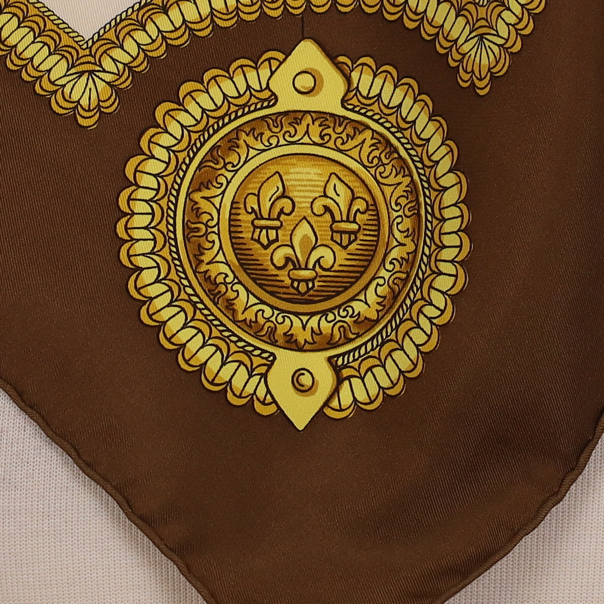 Pristine Hermès Selles a Housse Silk Scarf