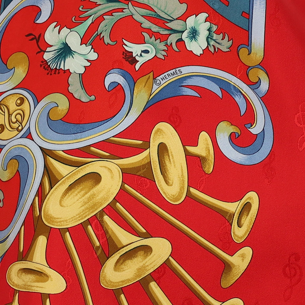 Pristine Hermès Orgauphone Silk Scarf